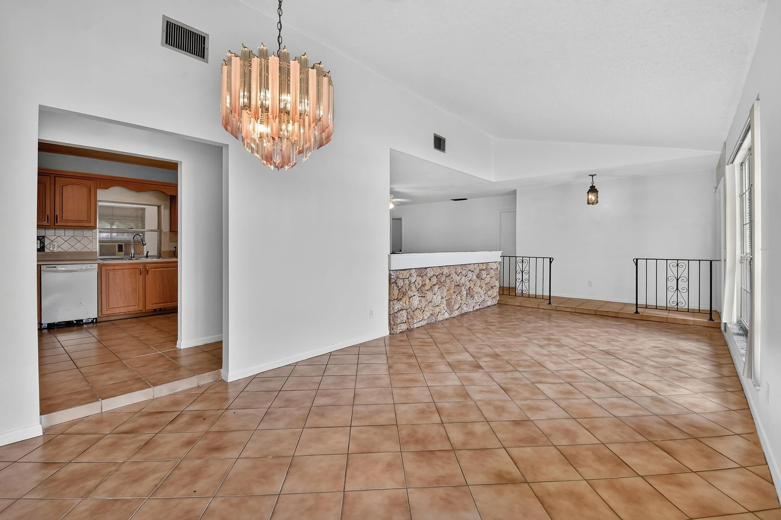 Living Room / dinning