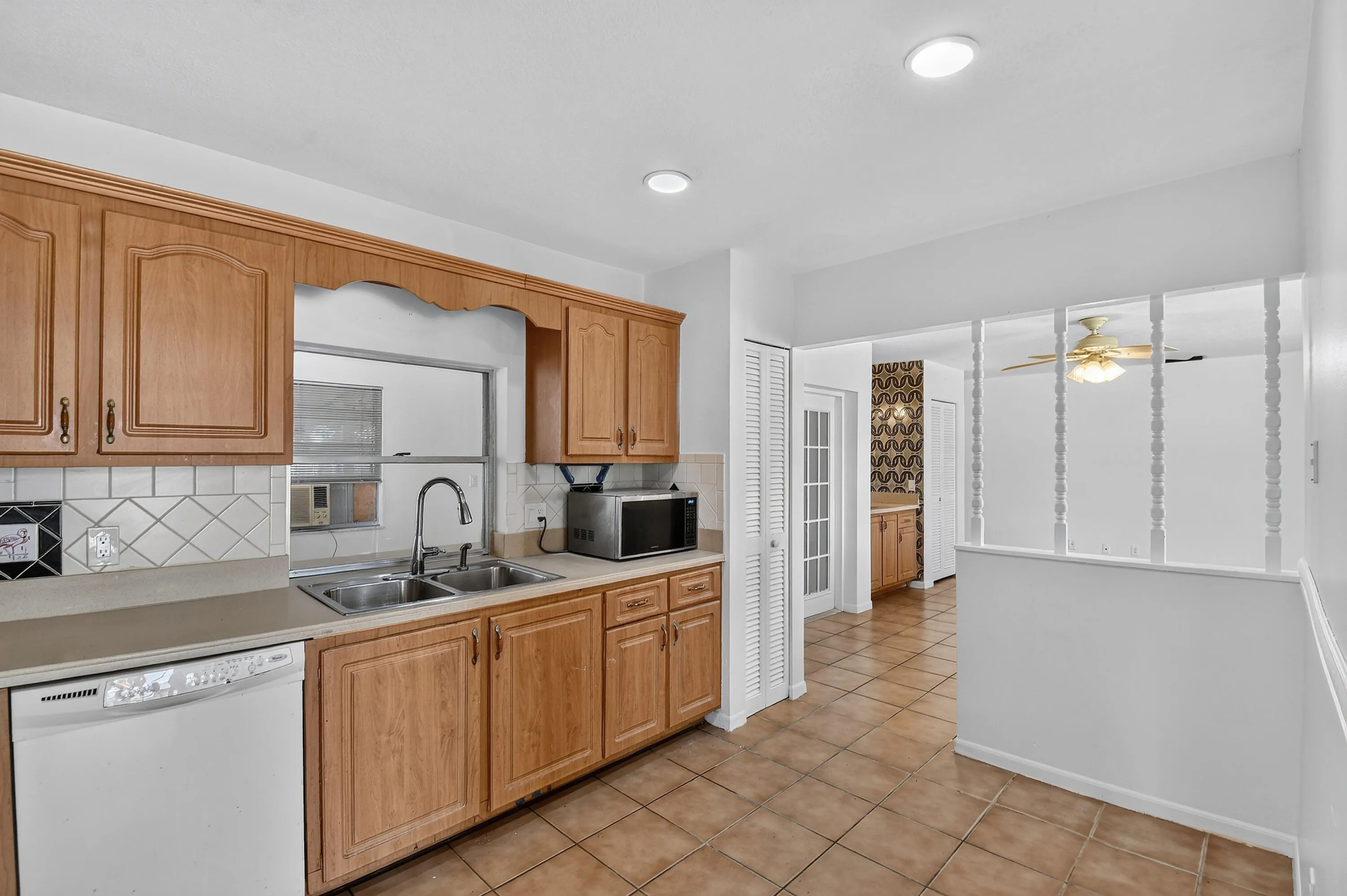 1102WestchesterDrE(18)