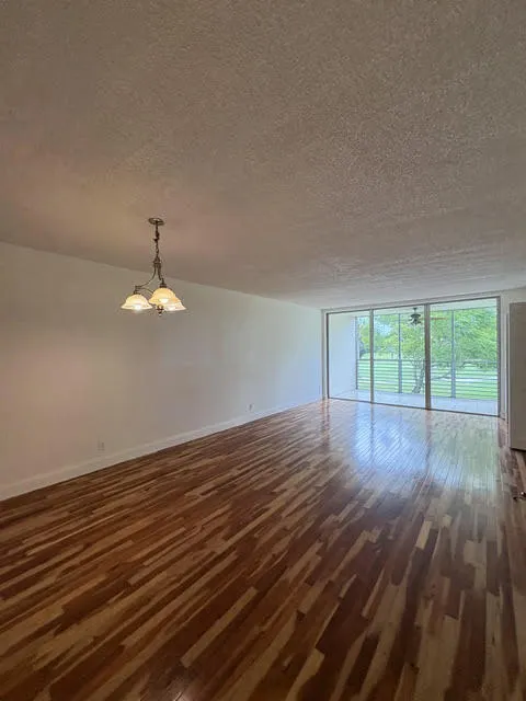 3800 outdoor view living room