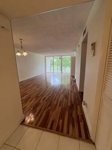3800 Living Room