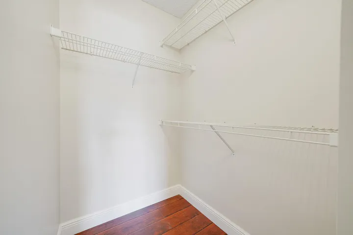 28_Image_28_mls