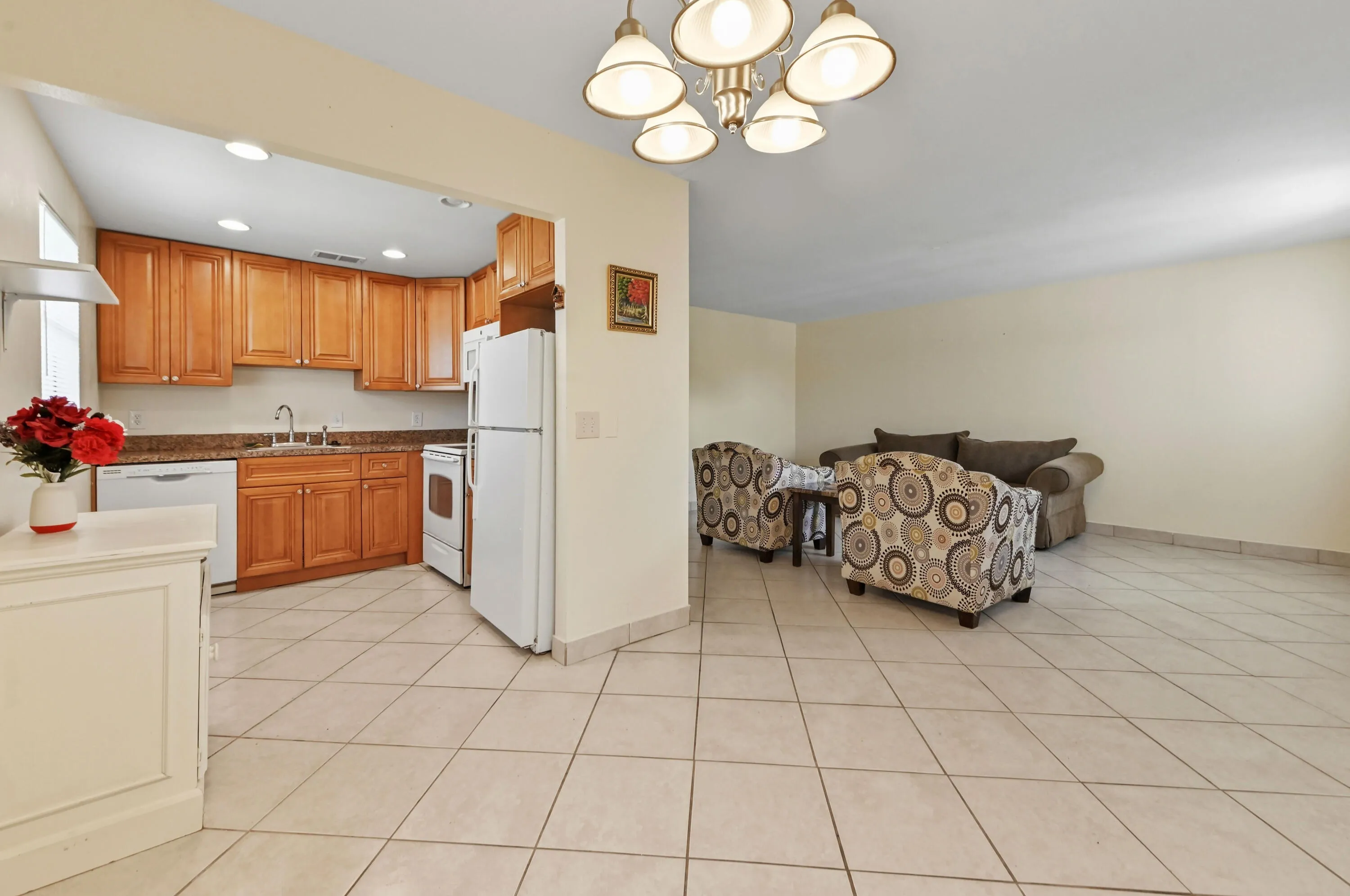 10 Kitchen 01