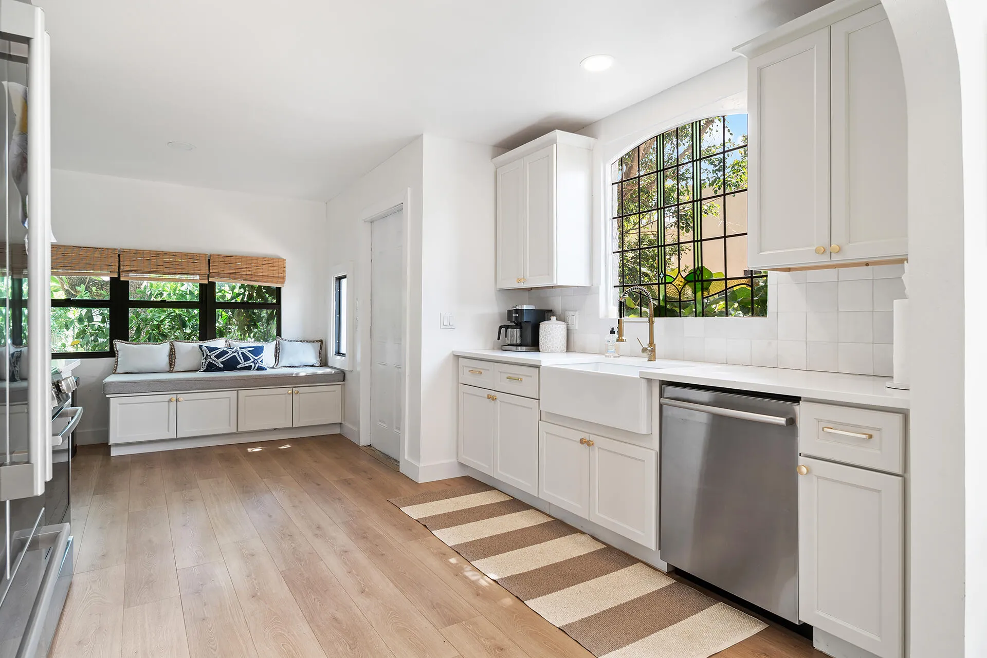 520-28TH-ST-33407-015