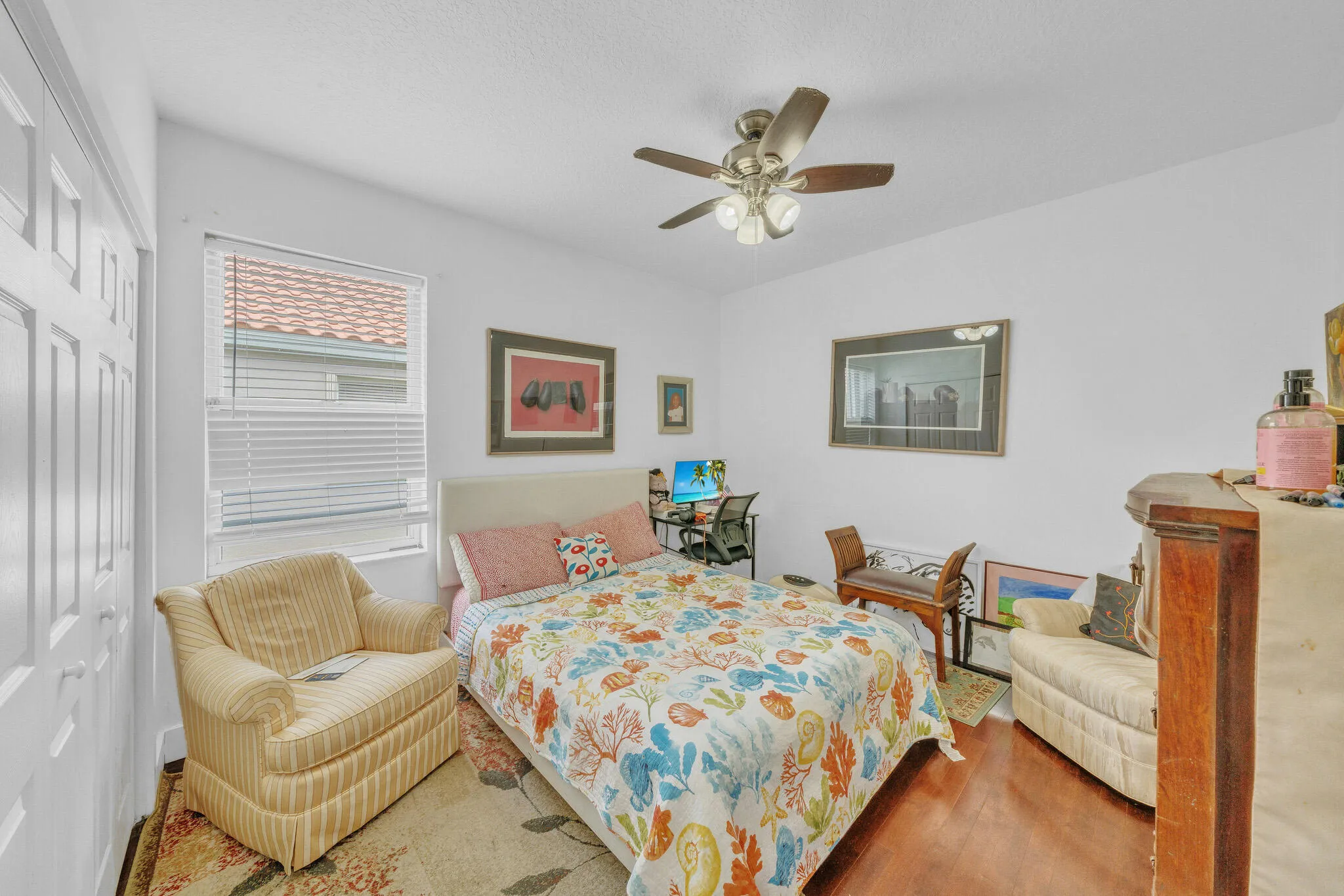 11 Guest Bedroom A (1)
