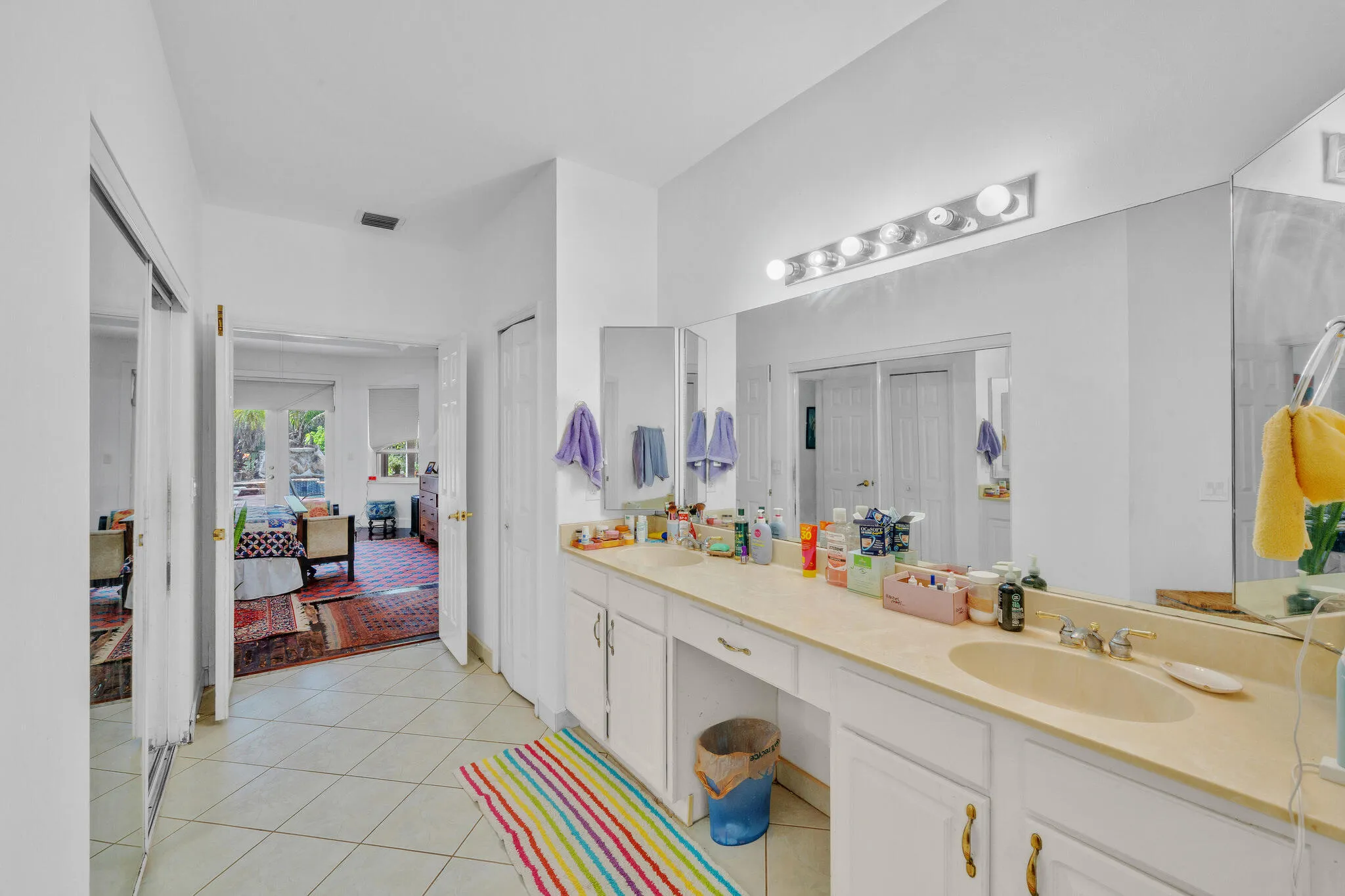7 Primary Bedroom Suite (6)