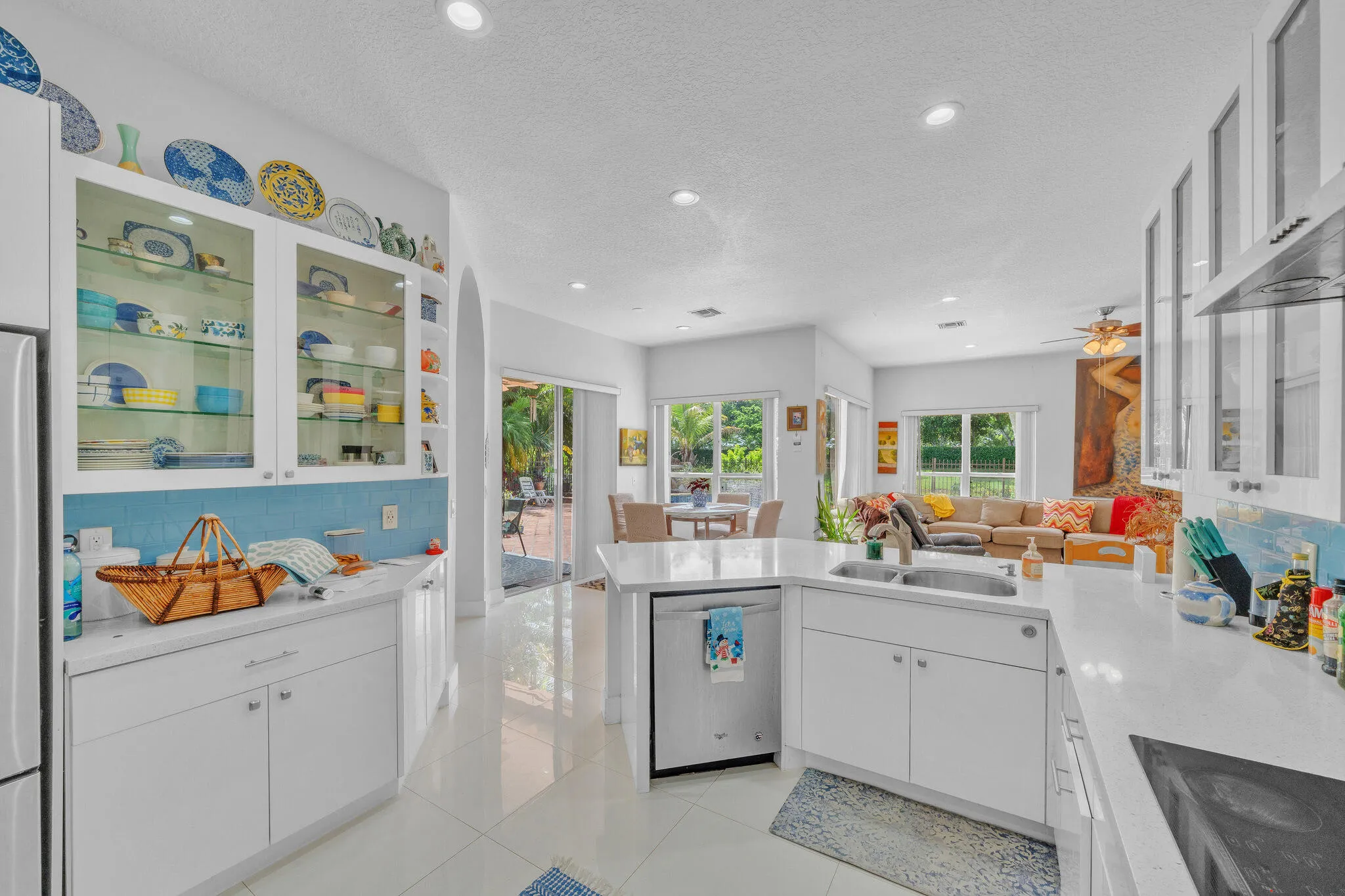 16 Kitchen (5)