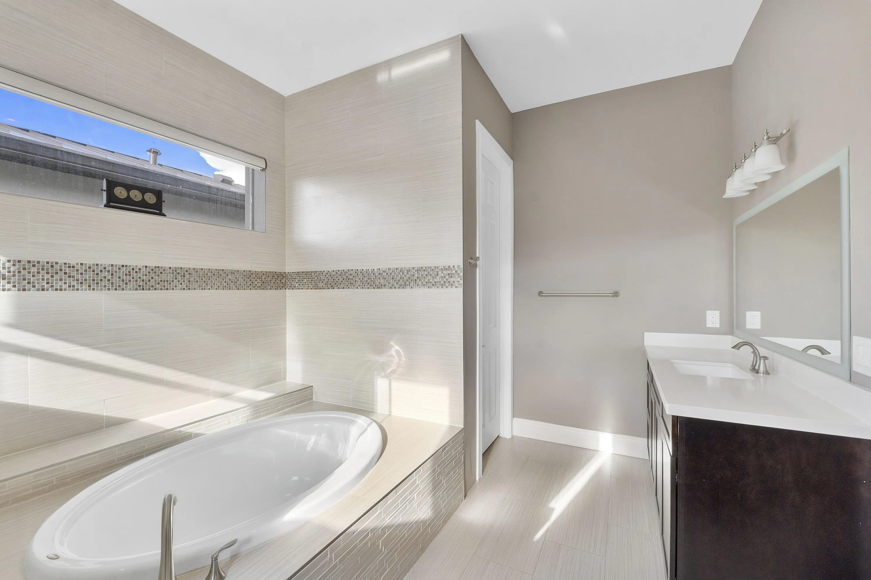 8031 NW 125th Terrace_045