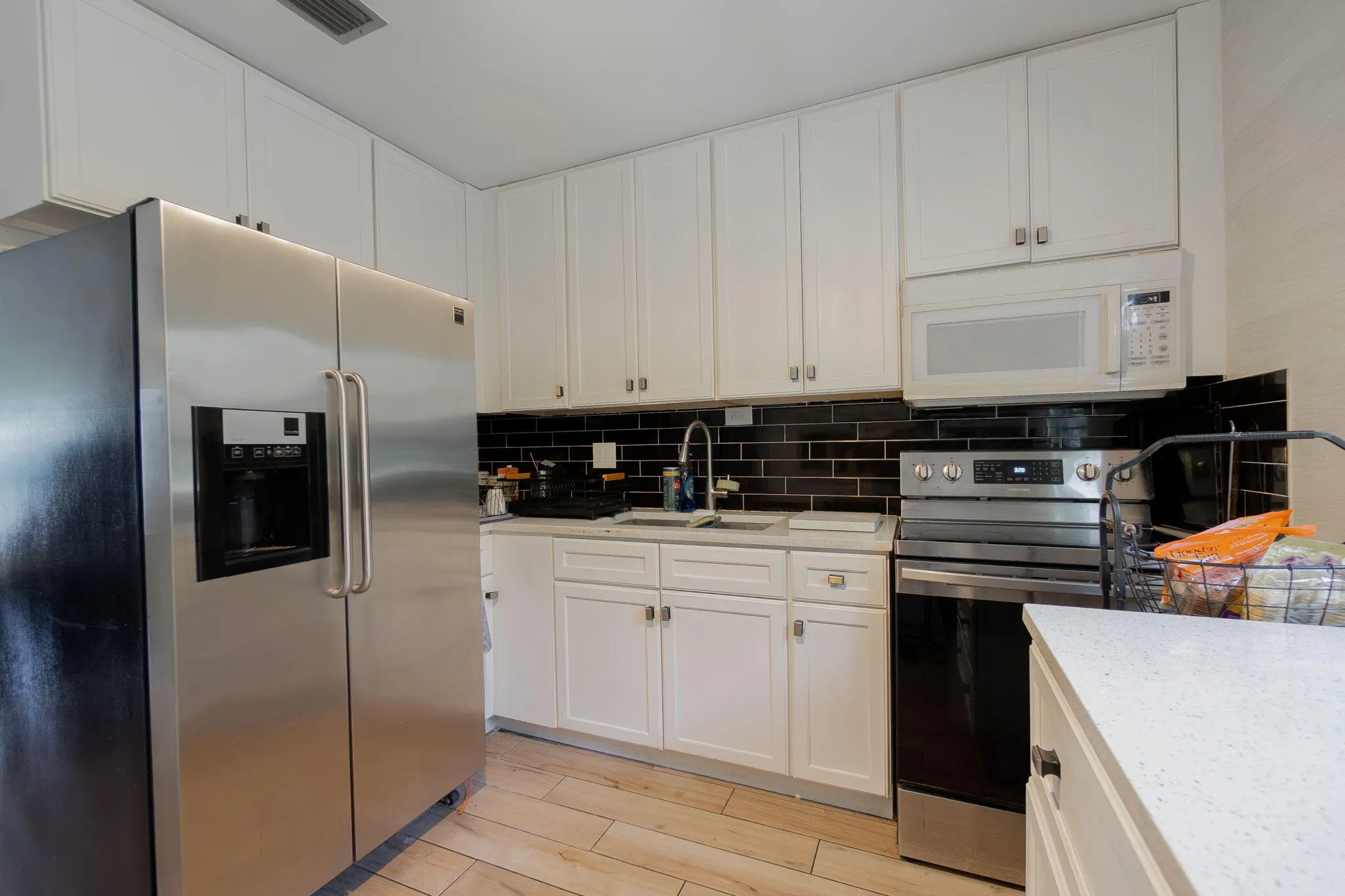 21-web-or-mls-DSC09279