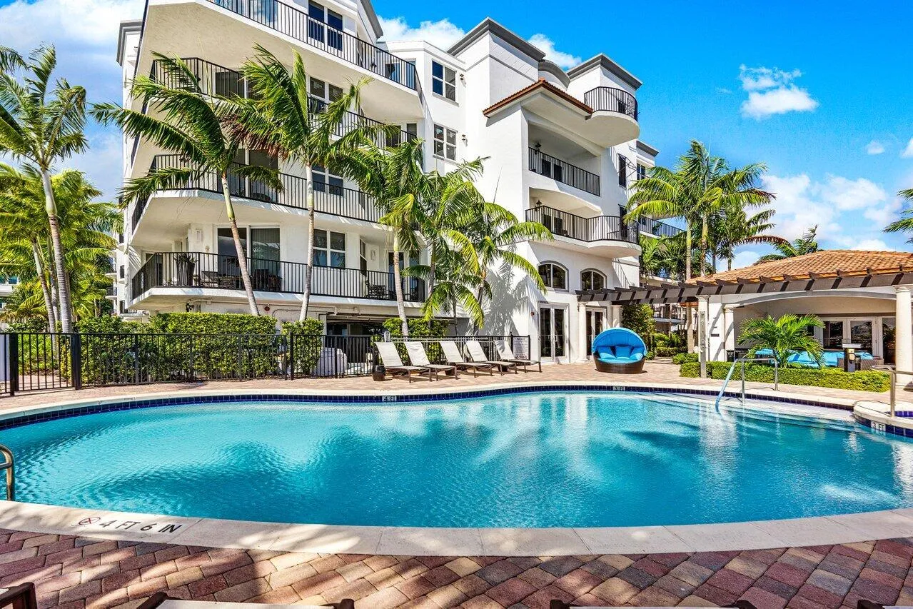 037-2700NFederalHighway-BoyntonBeach-FL-