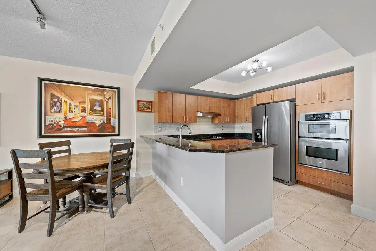 011-2700NFederalHighway-BoyntonBeach-FL-