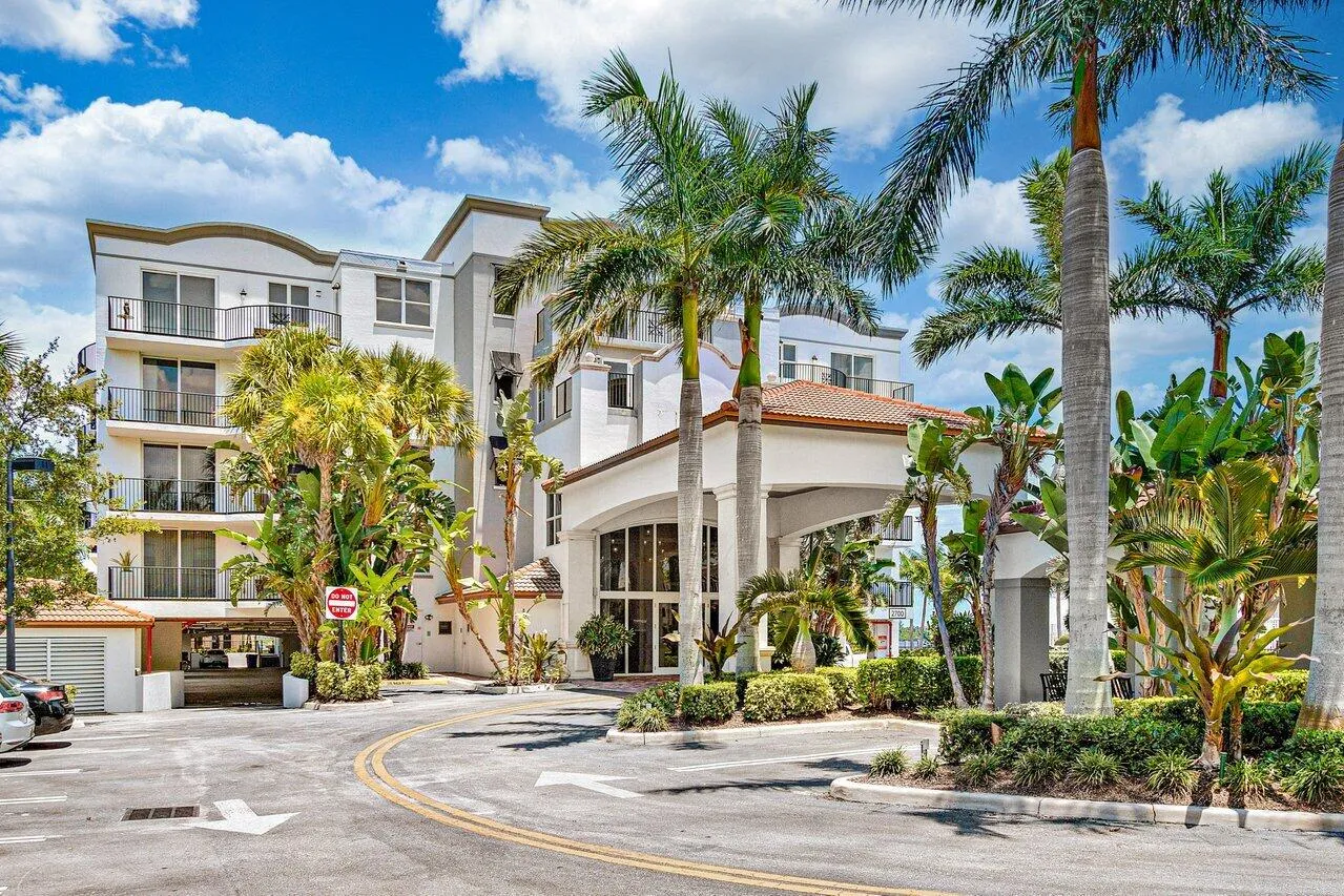 001-2700NFederalHighway-BoyntonBeach-FL-