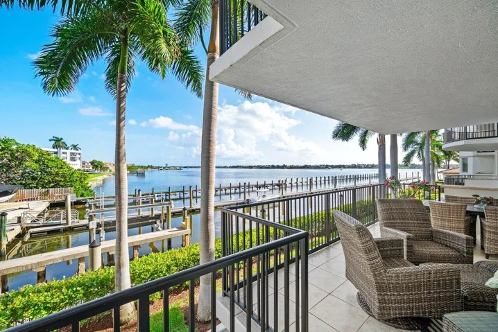 047-2700NFederalHighway-BoyntonBeach-FL-