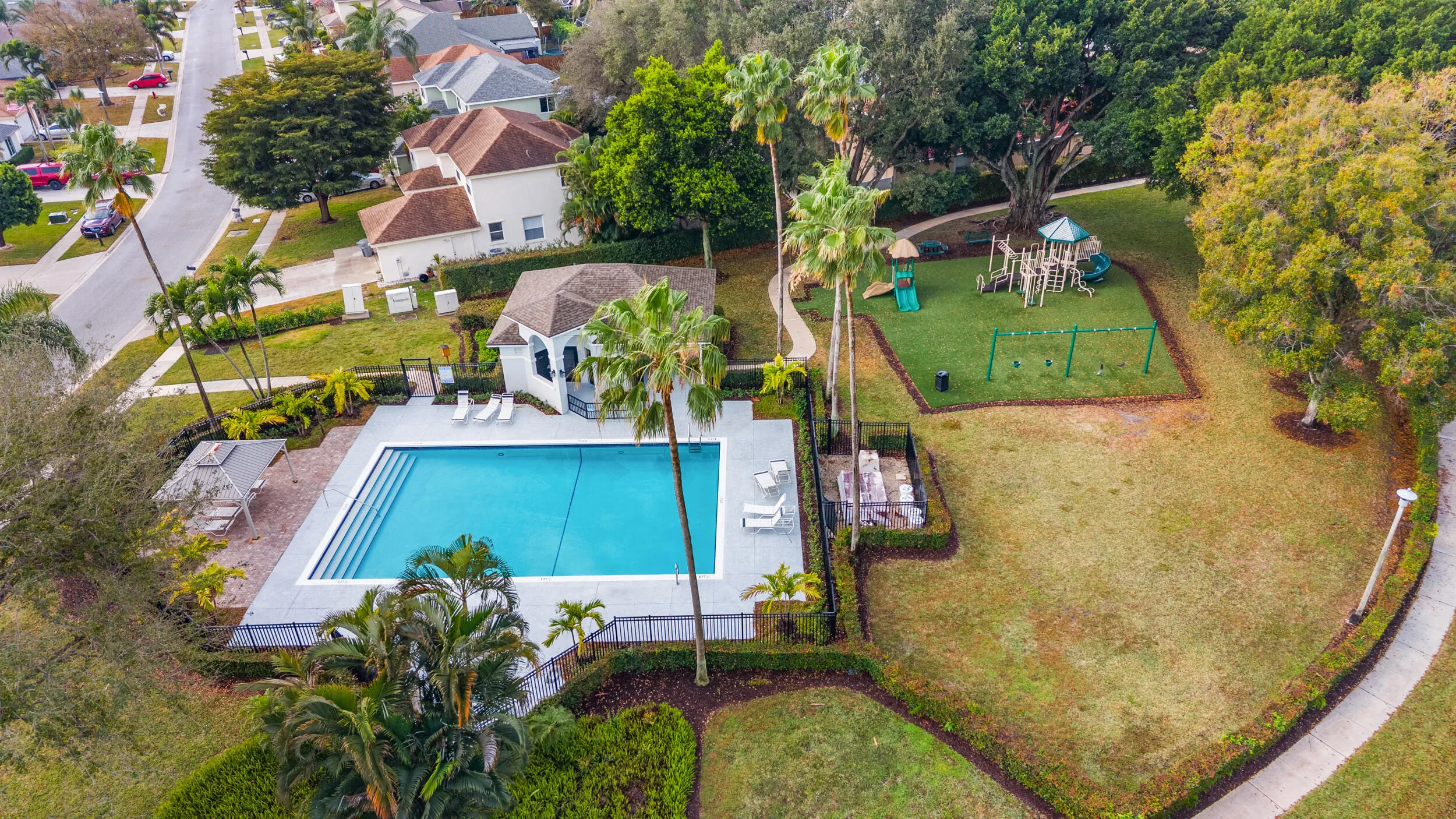 Cinnabar Amenities Pool Playground