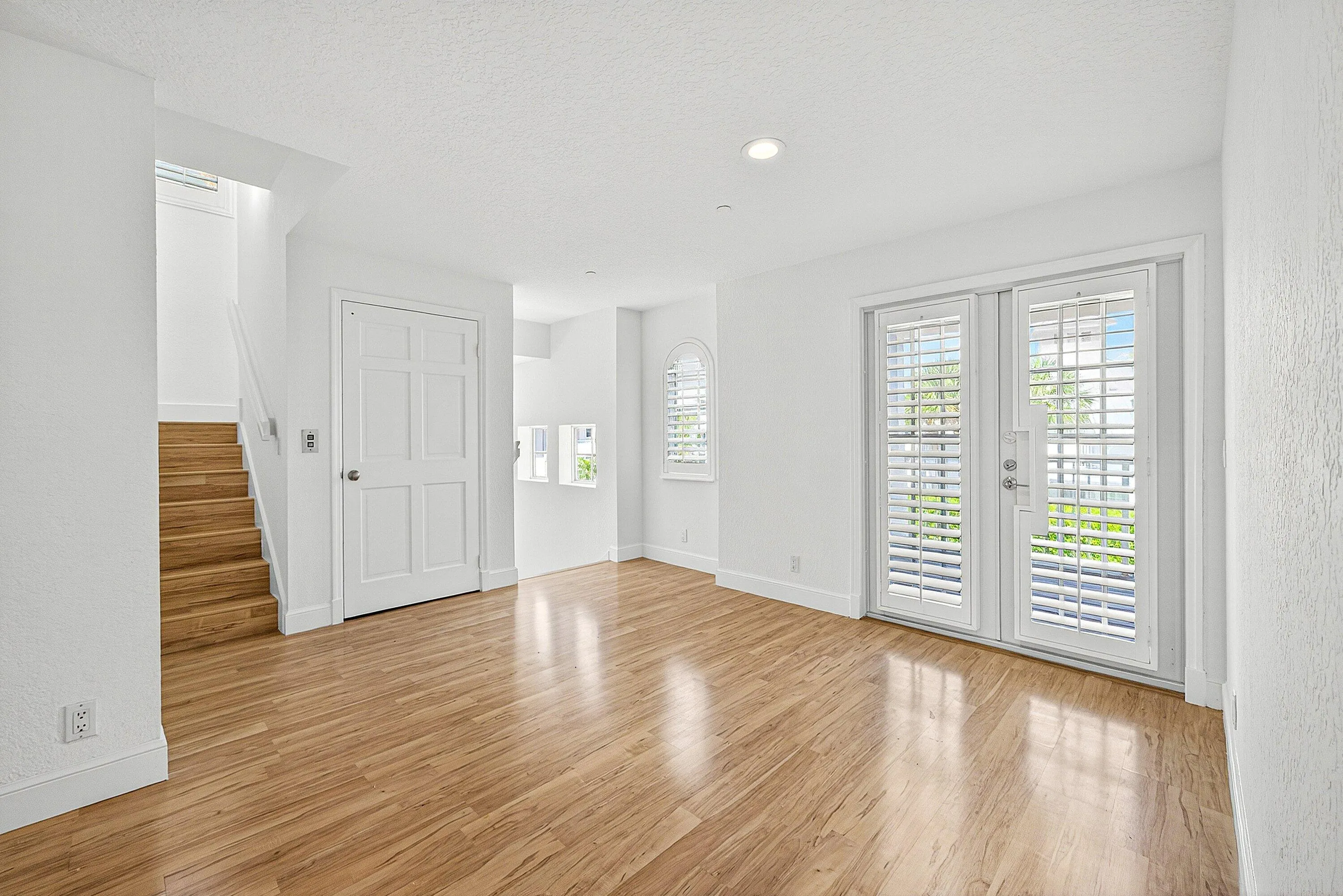 2nd floor living area