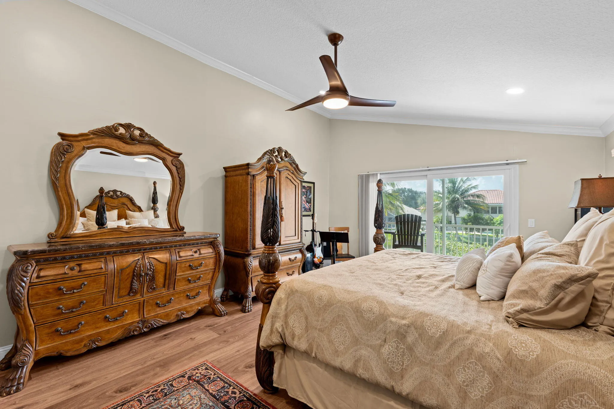 27-web-or-mls-A7408380
