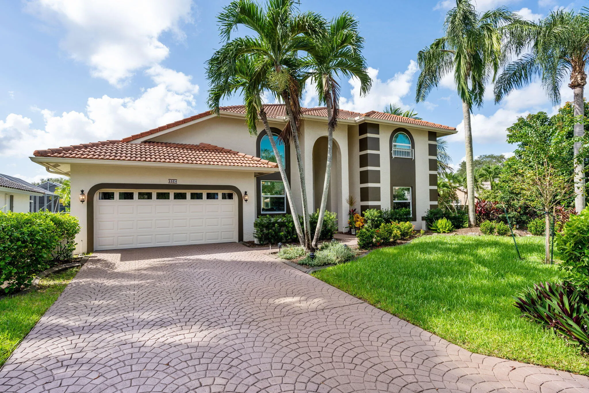 3-web-or-mls-A7408280