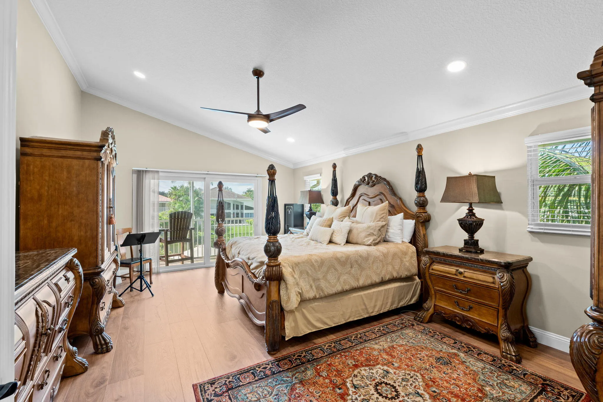 26-web-or-mls-A7408377