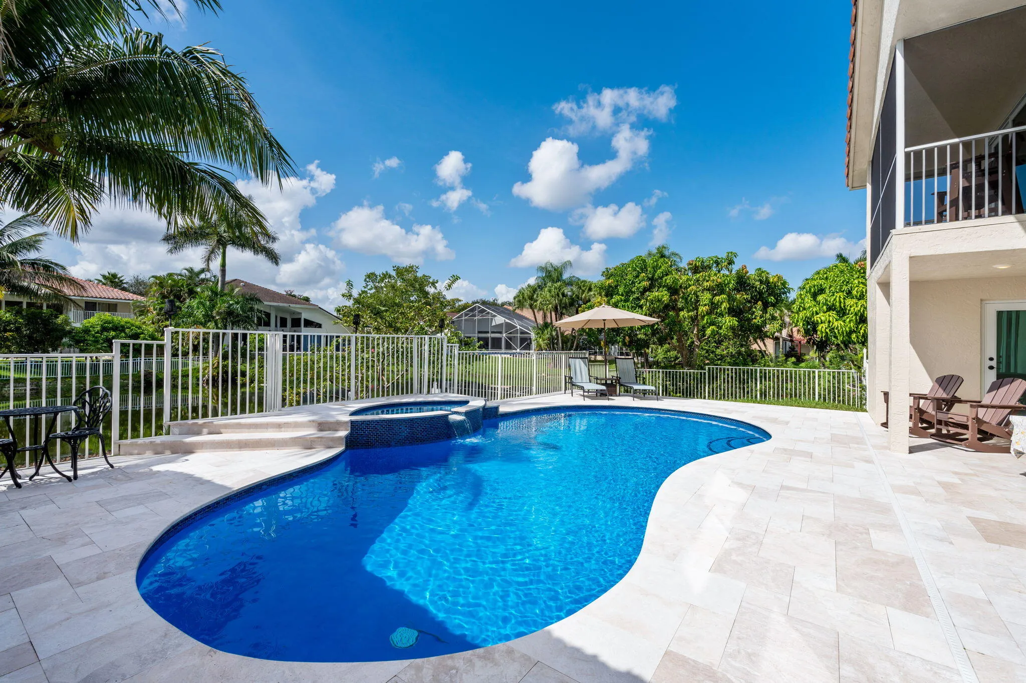 53-web-or-mls-A7408289