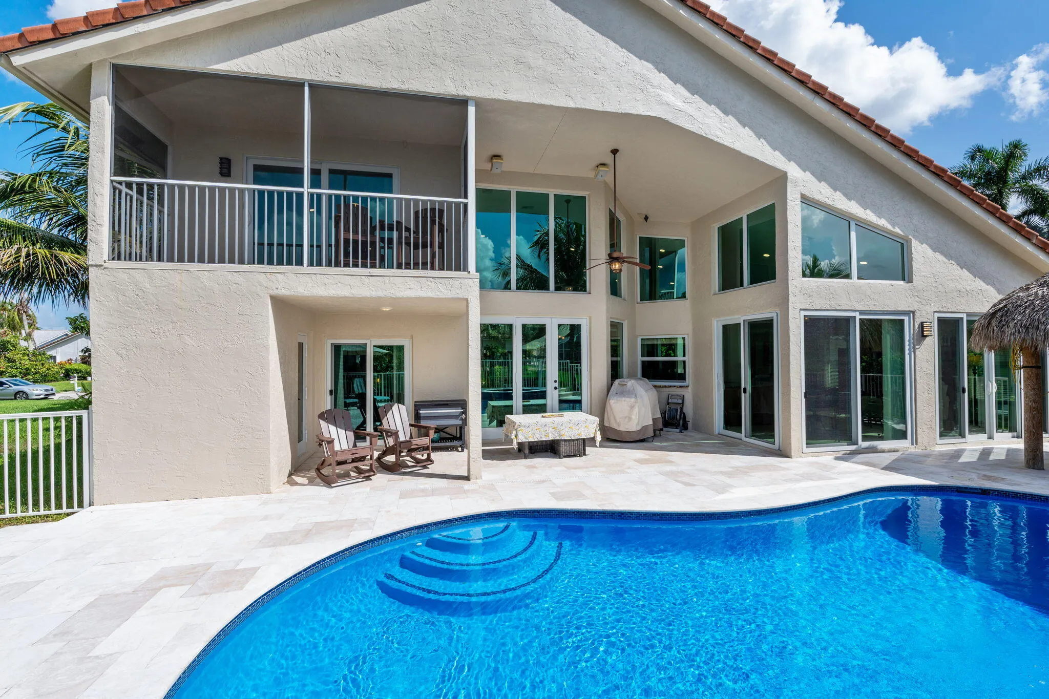 49-web-or-mls-A7408293