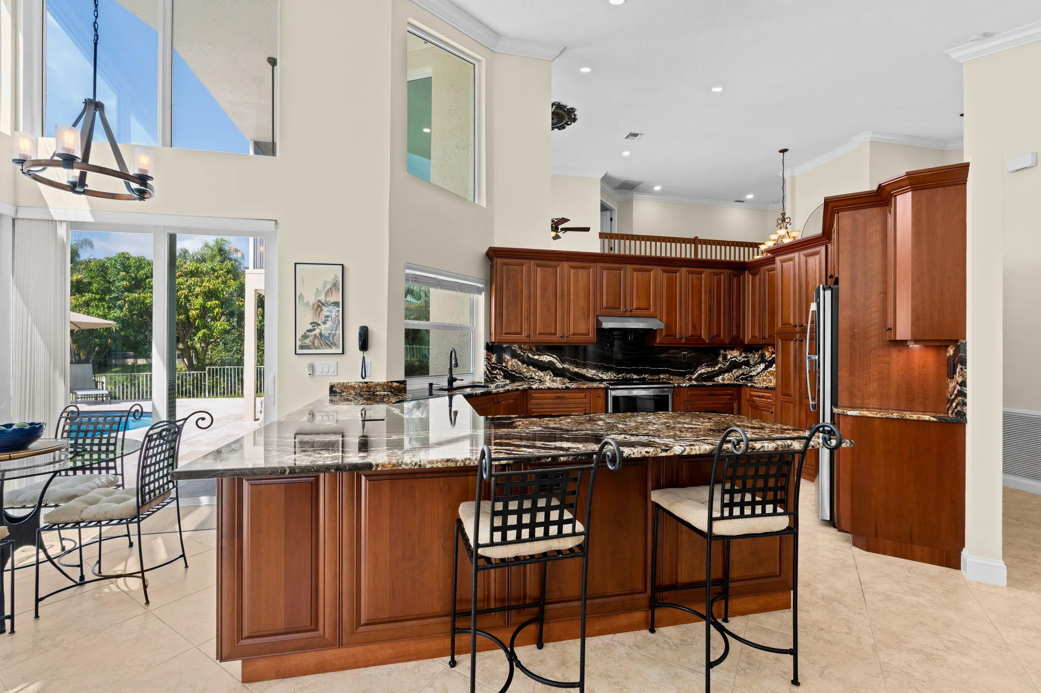 19-web-or-mls-A7408350