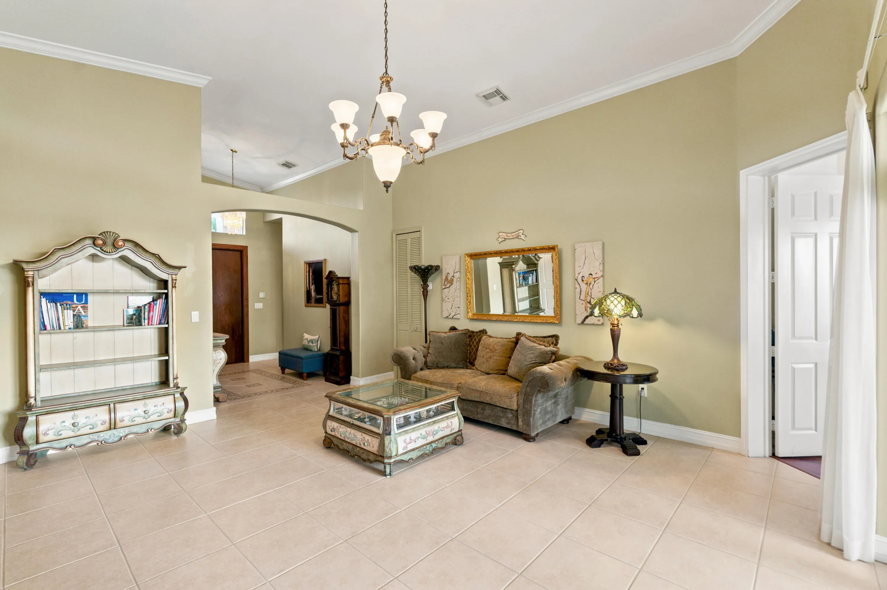 A spacious living area offers plenty of flexibility for relaxing, gathering and entertaining.