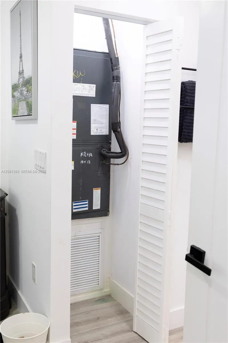 Photo 34