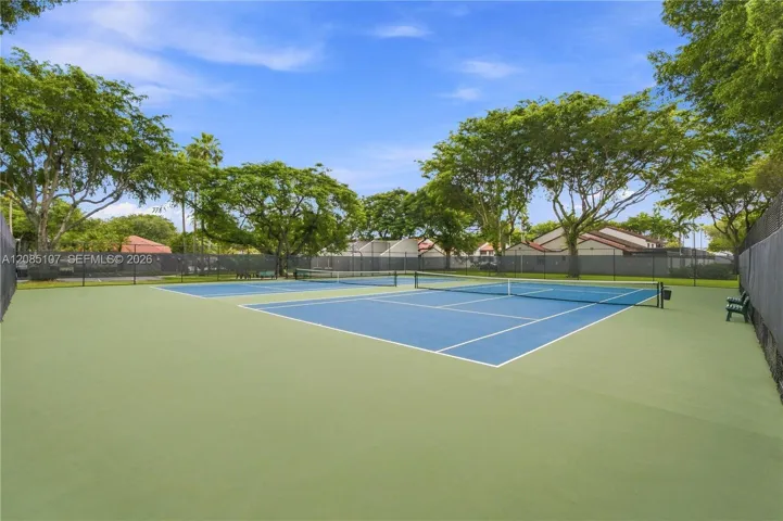 Tennis
