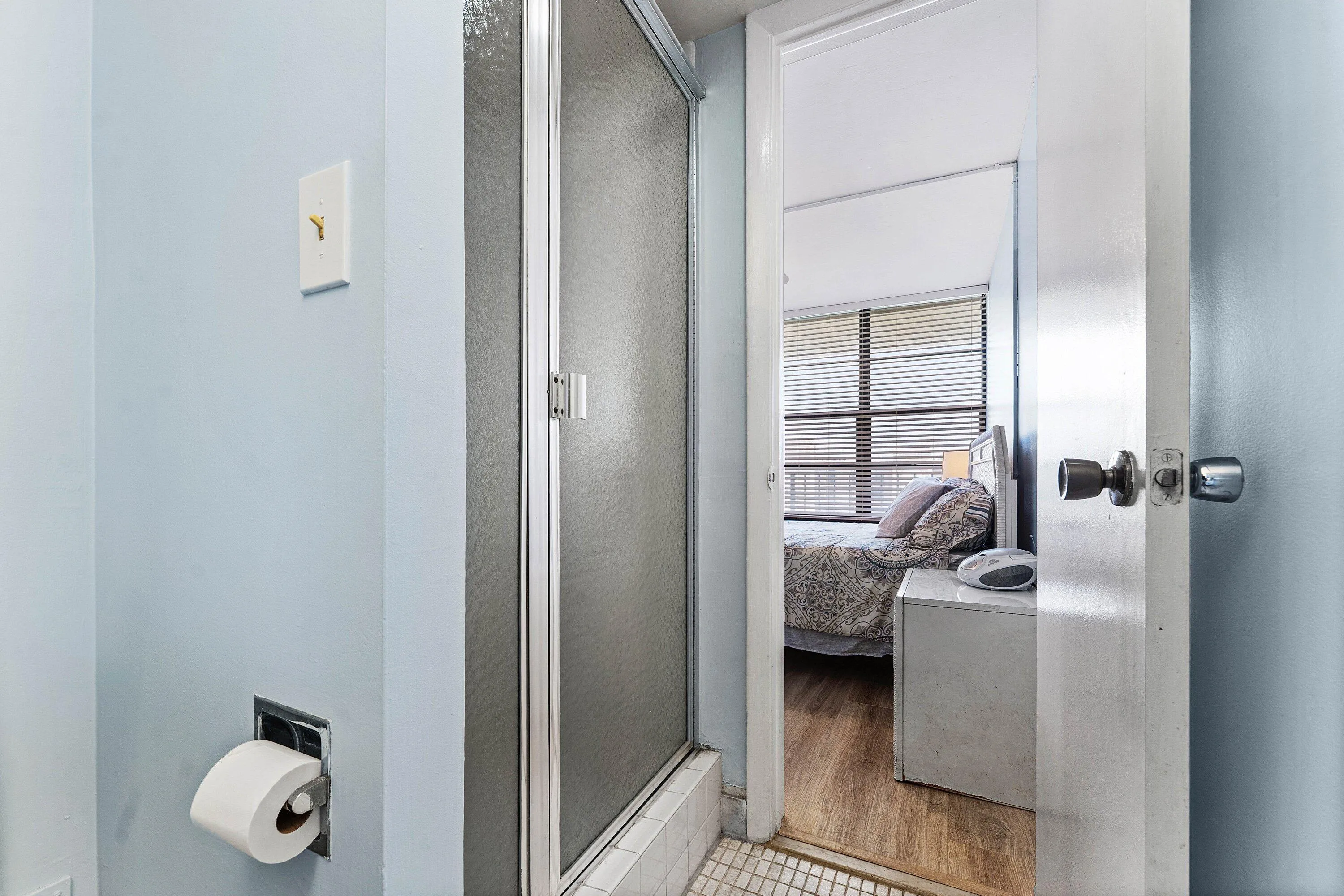 015-8RoyalPalmWay-604-BocaRaton-FL-33432