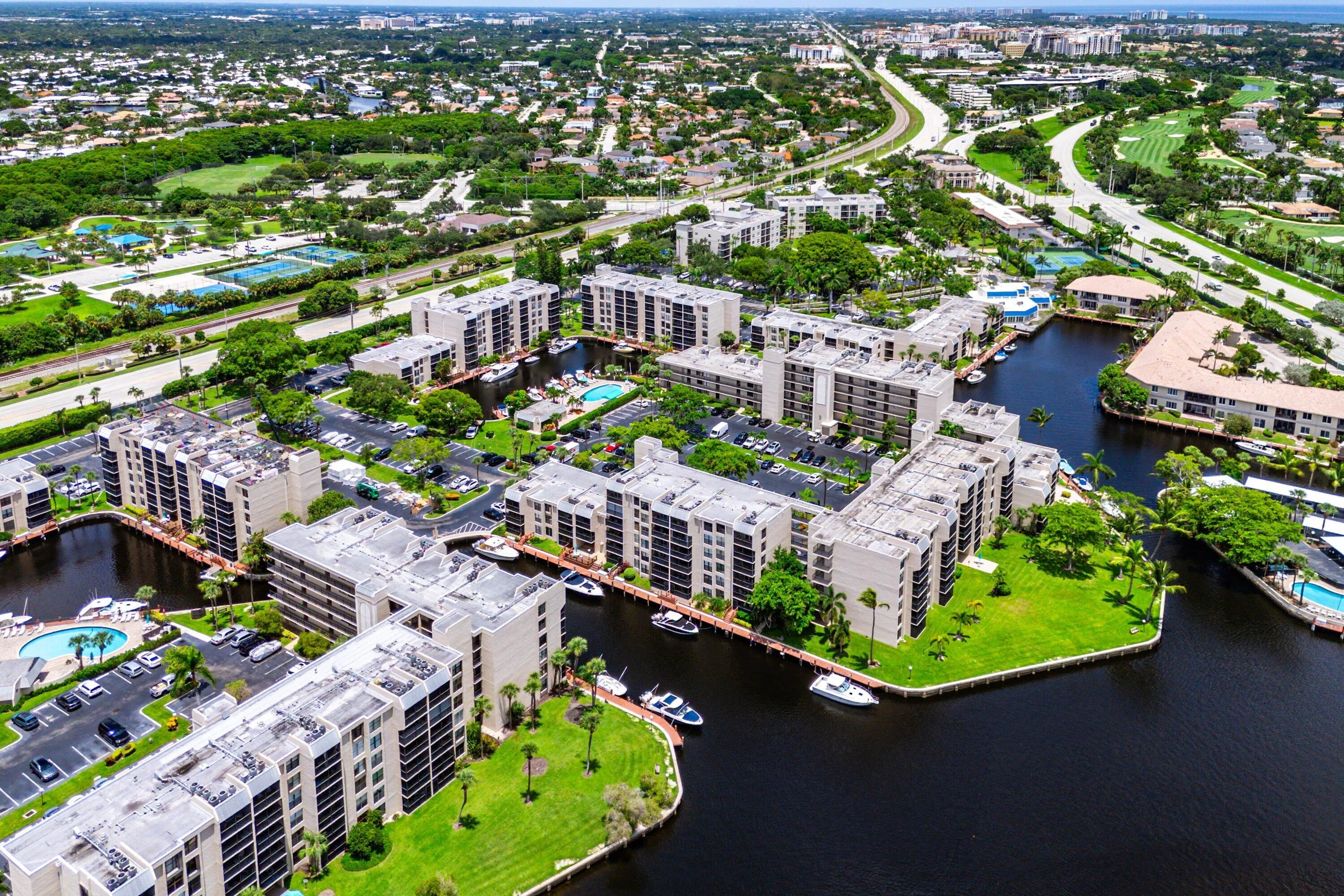 036-8RoyalPalmWay-604-BocaRaton-FL-33432