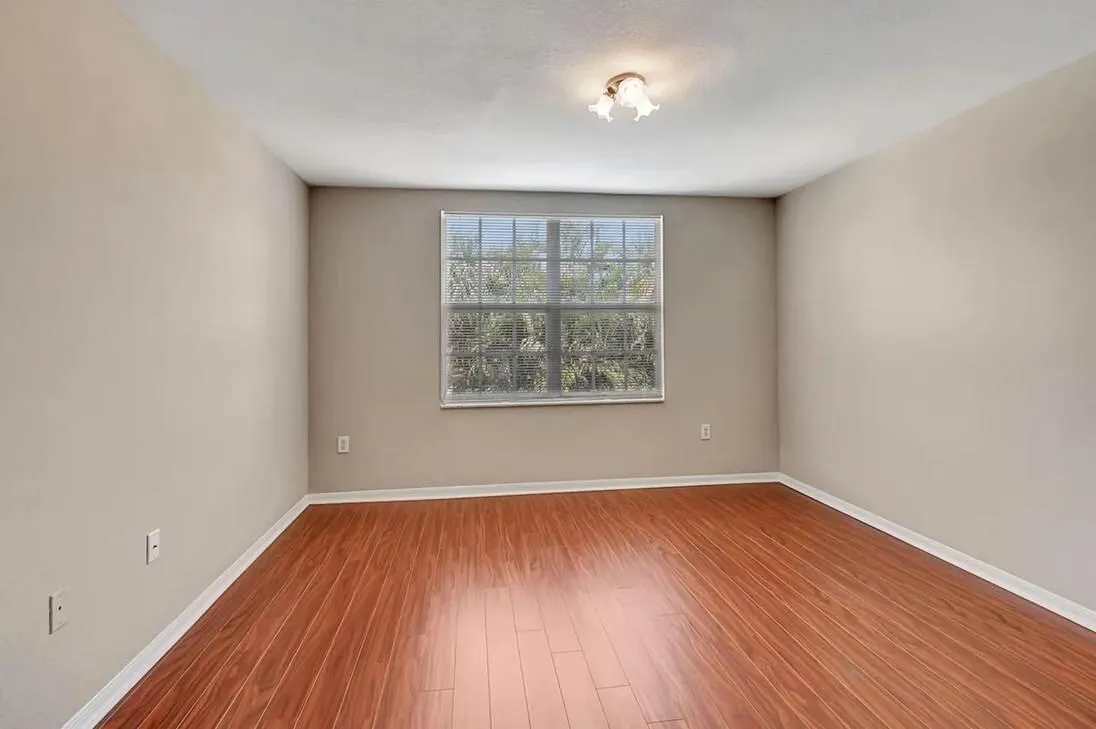 15155 Michelangelo Boulevard 306