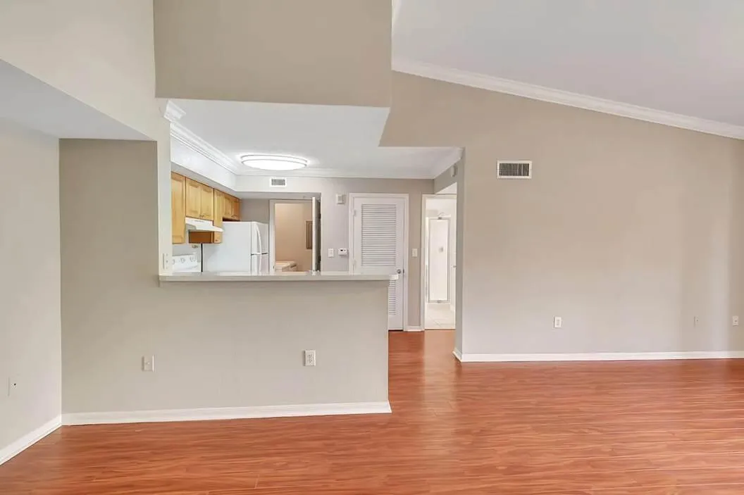 15155 Michelangelo Boulevard 306