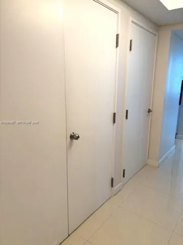 Foyer Entrance w/Closets