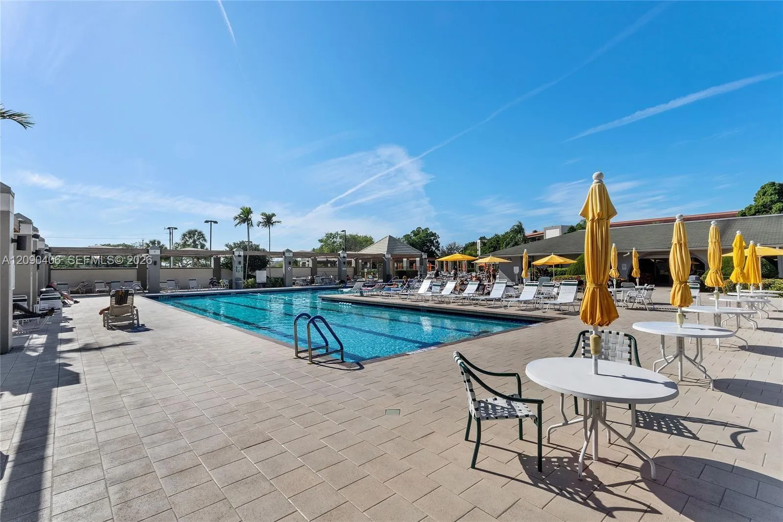 Photo 24