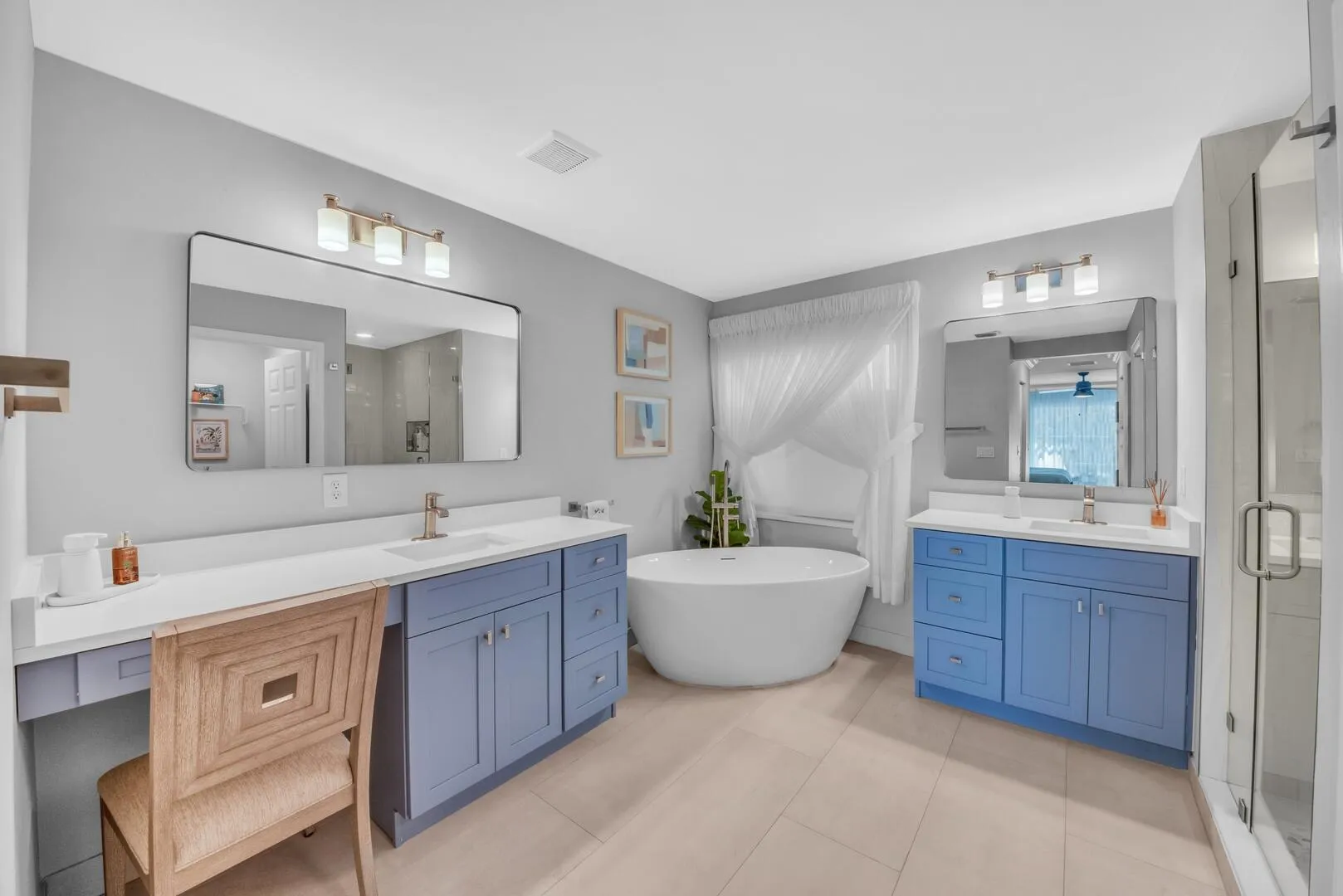 Dual sinks