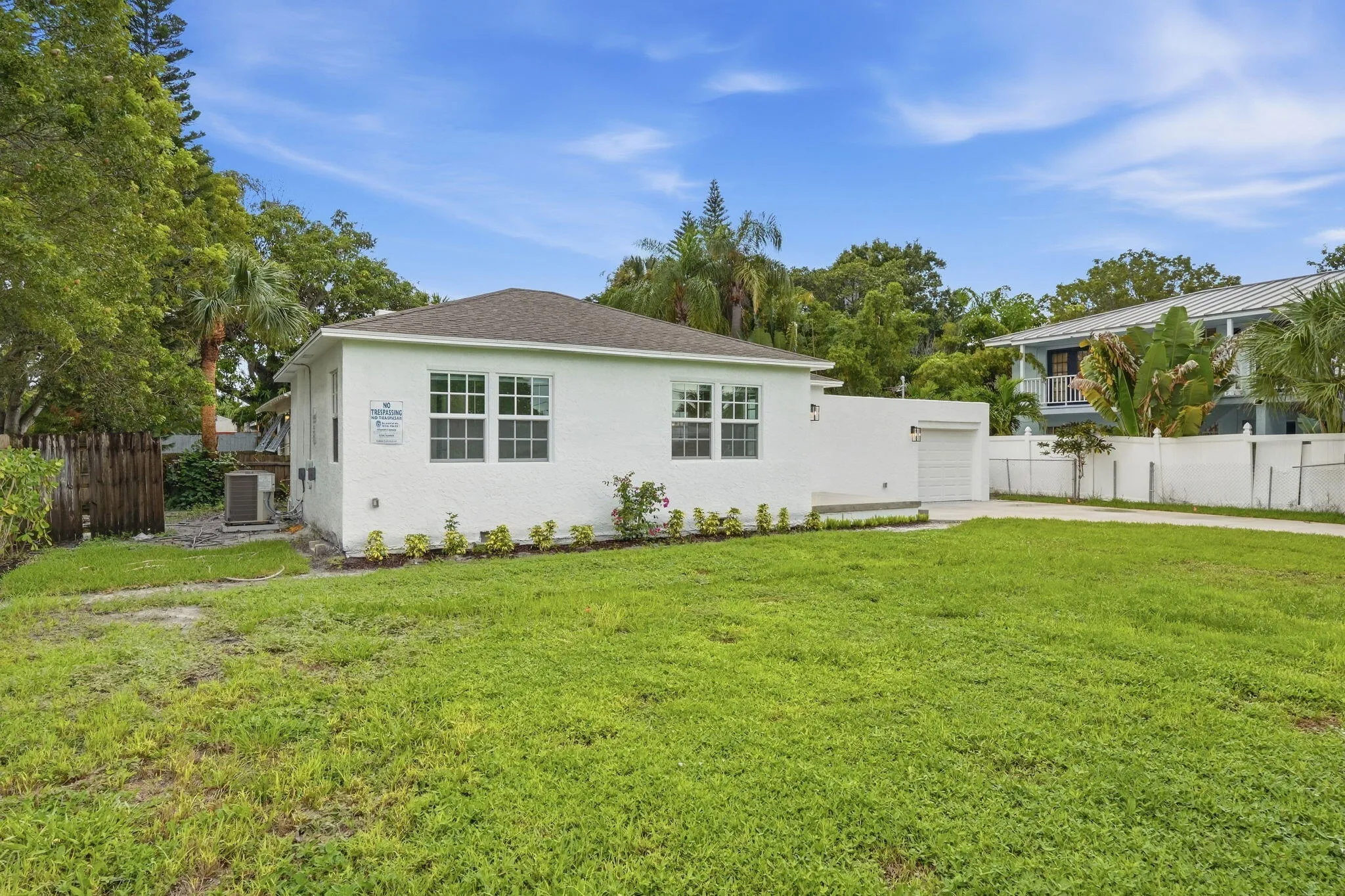 3-web-or-mls-5203_N_Flagler_Dr_07410