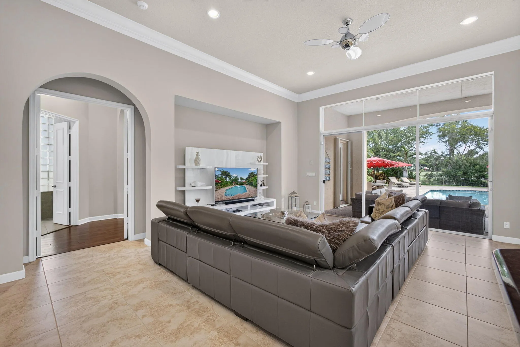 Property photo 61