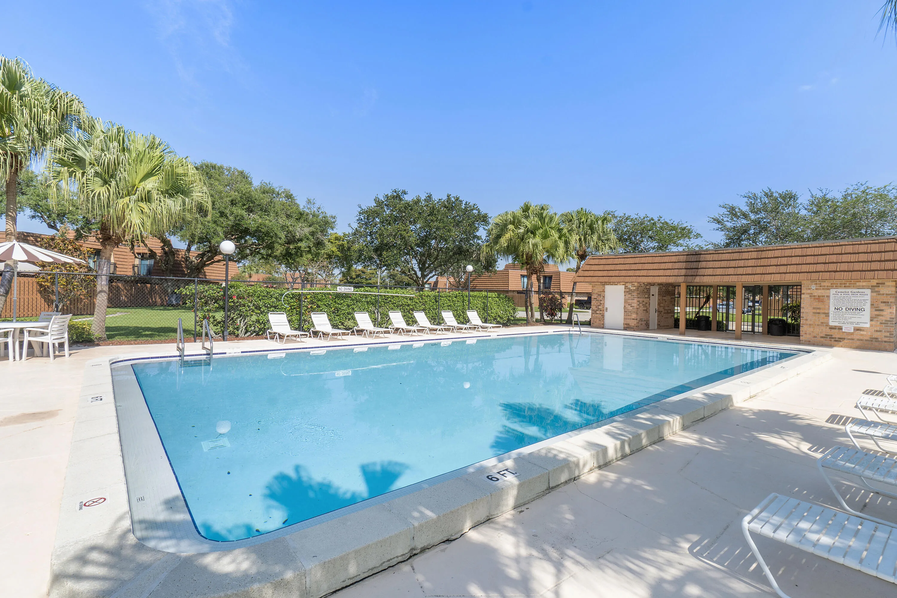 2596 Lakeview Court_019