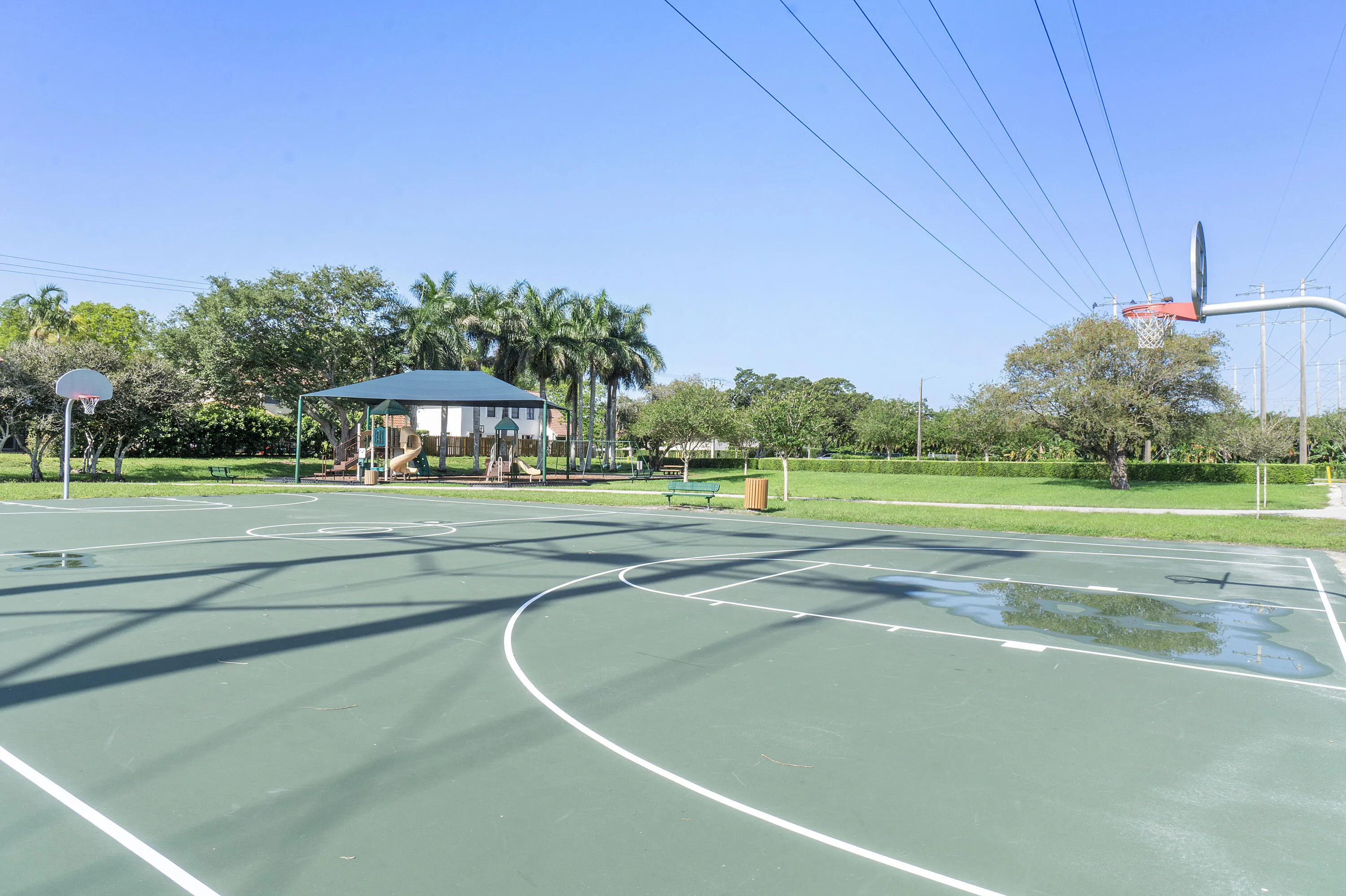 2596 Lakeview Court_007