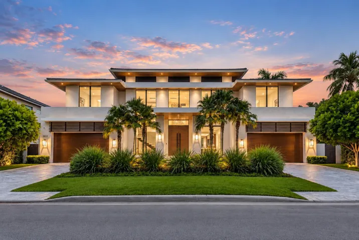 Luxury Front