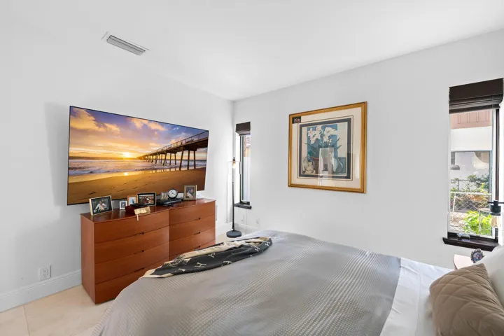 Guest Room 1