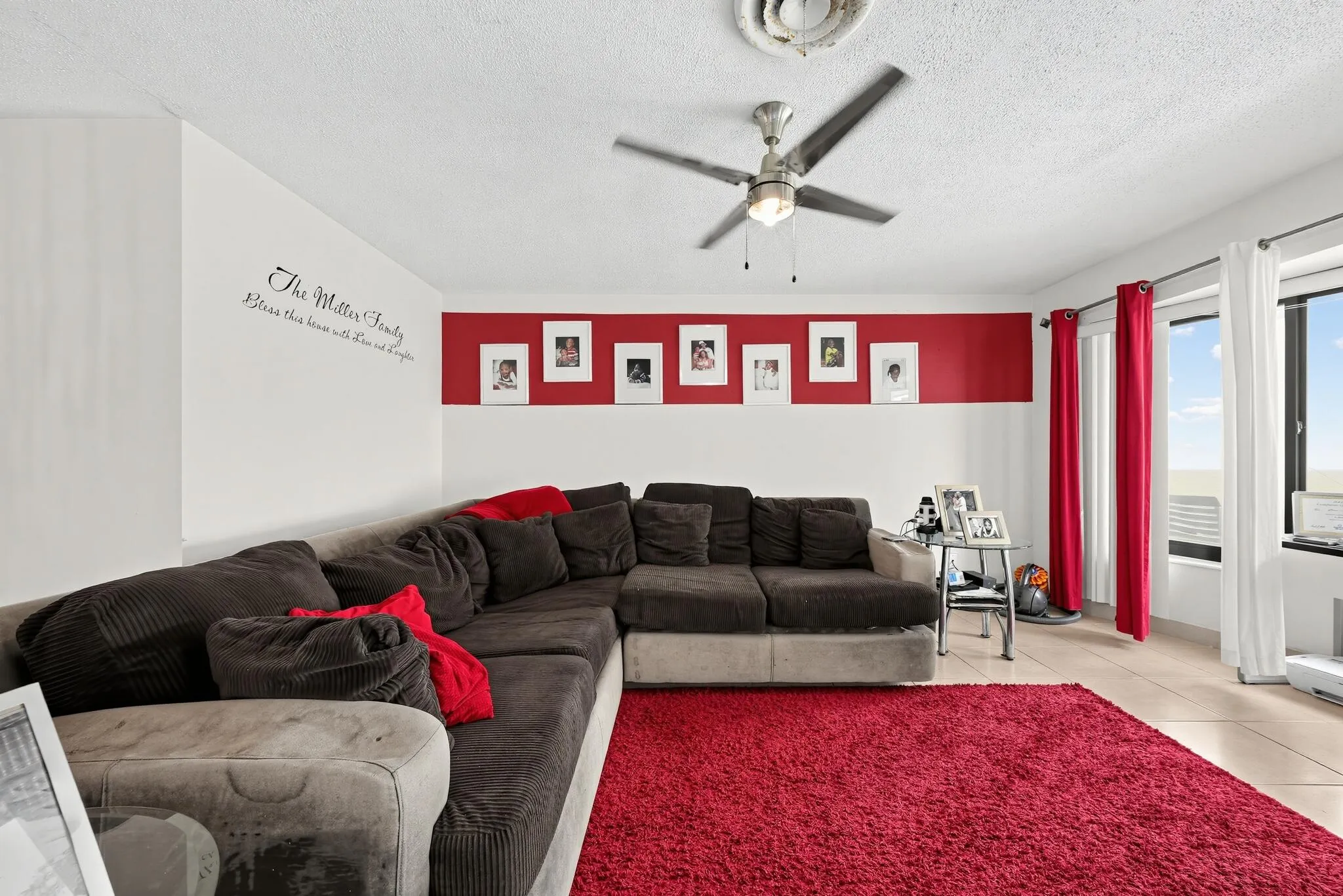 11_761_NW_65th_Ave-Living_room-6777