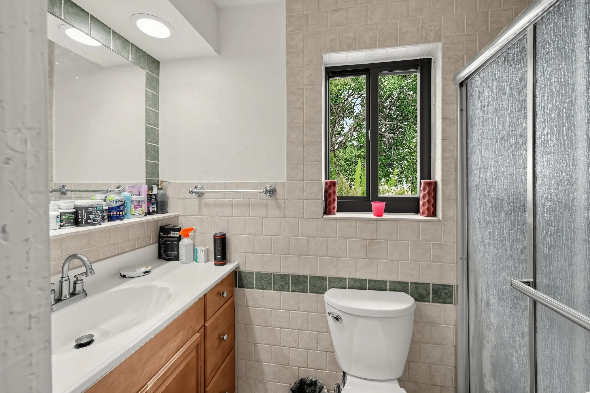 28_761_NW_65th_Ave-Bathroom-6783