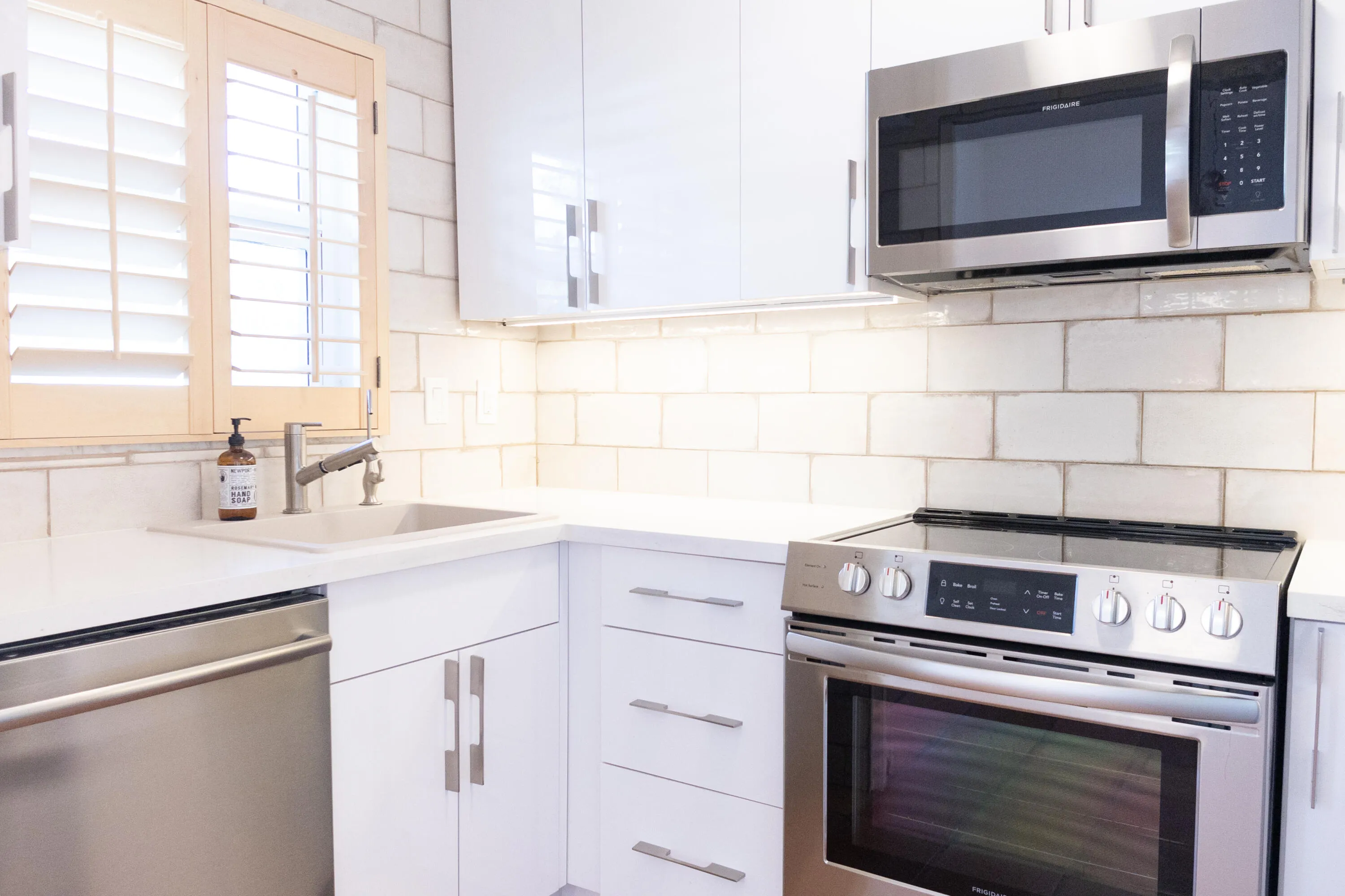 139 Sunrise Ave., 107