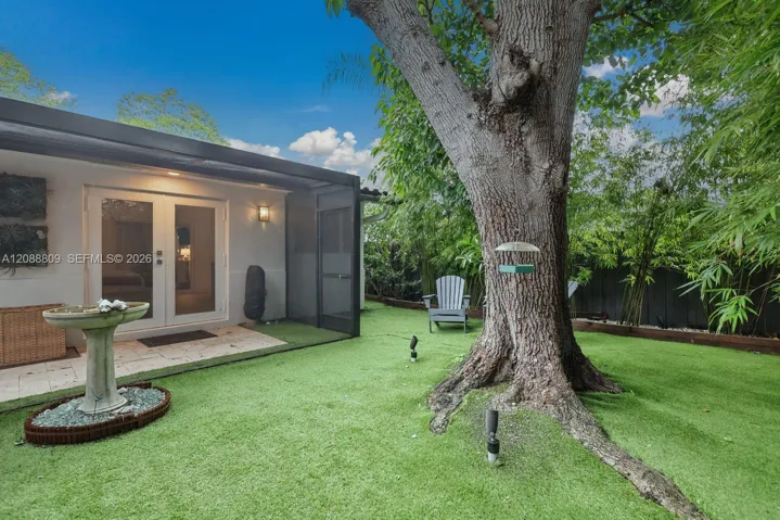 Photo 43