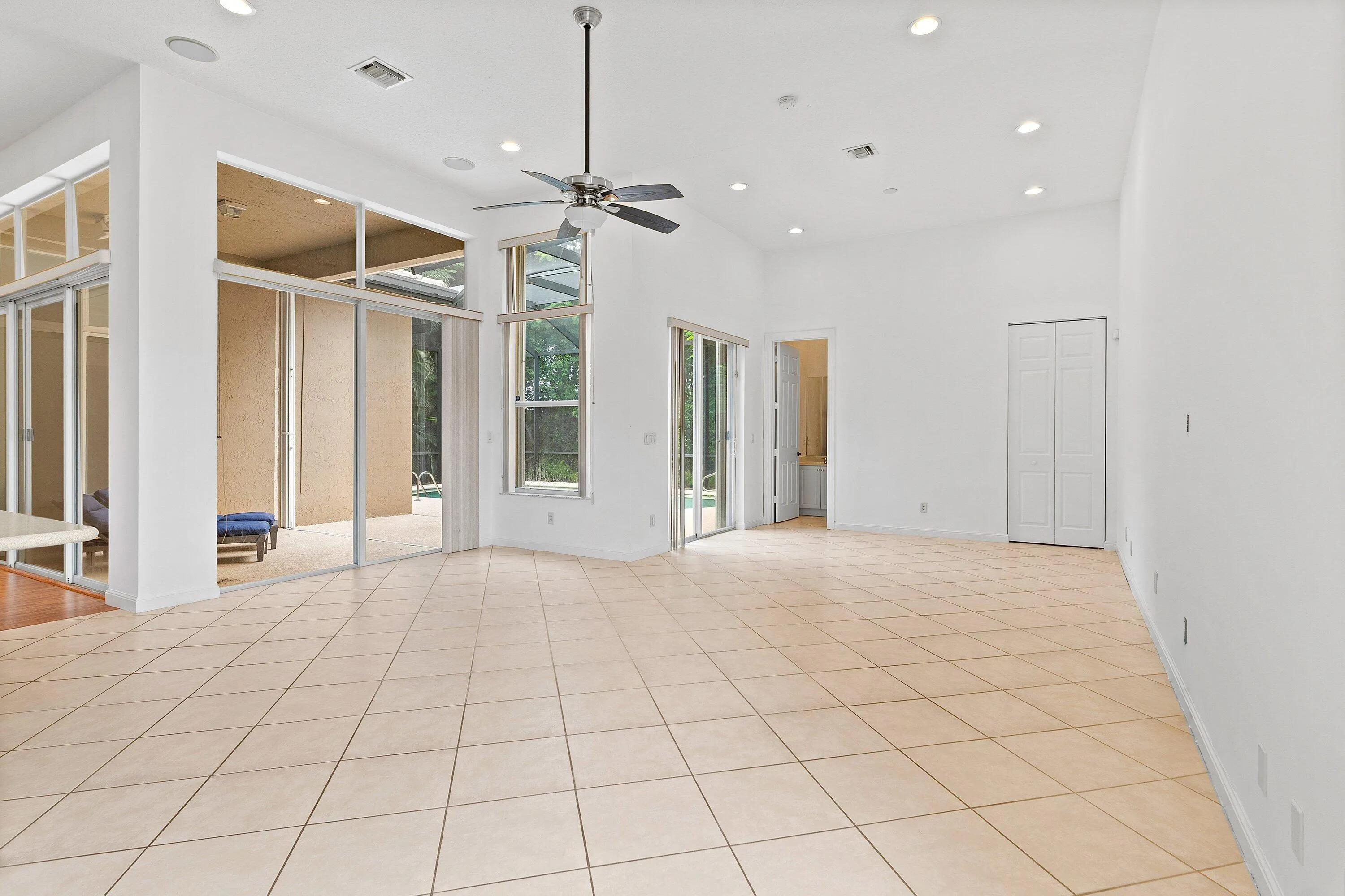 010-6856HoultonCircle-LakeWorth-FL-33467