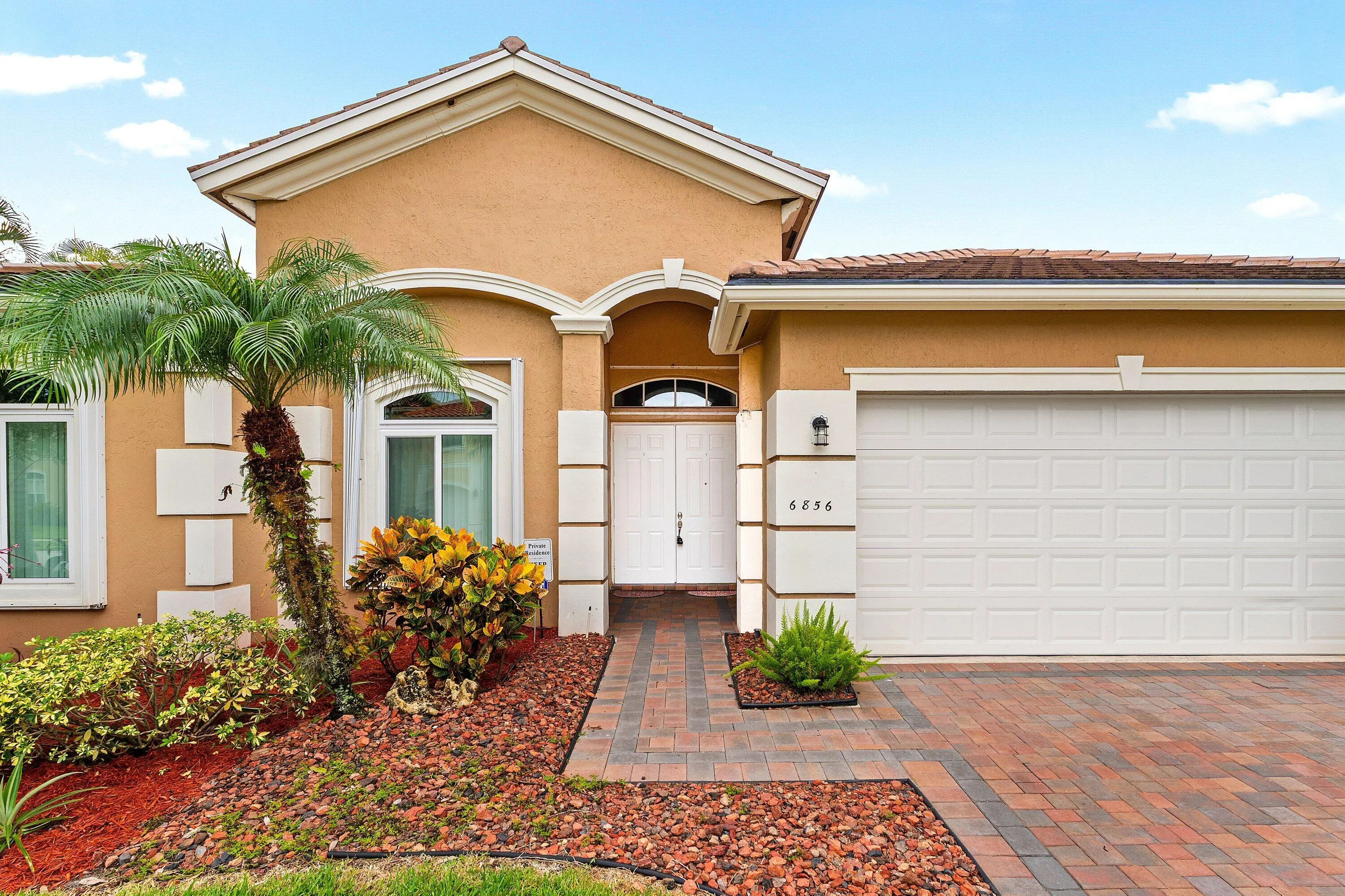 004-6856HoultonCircle-LakeWorth-FL-33467