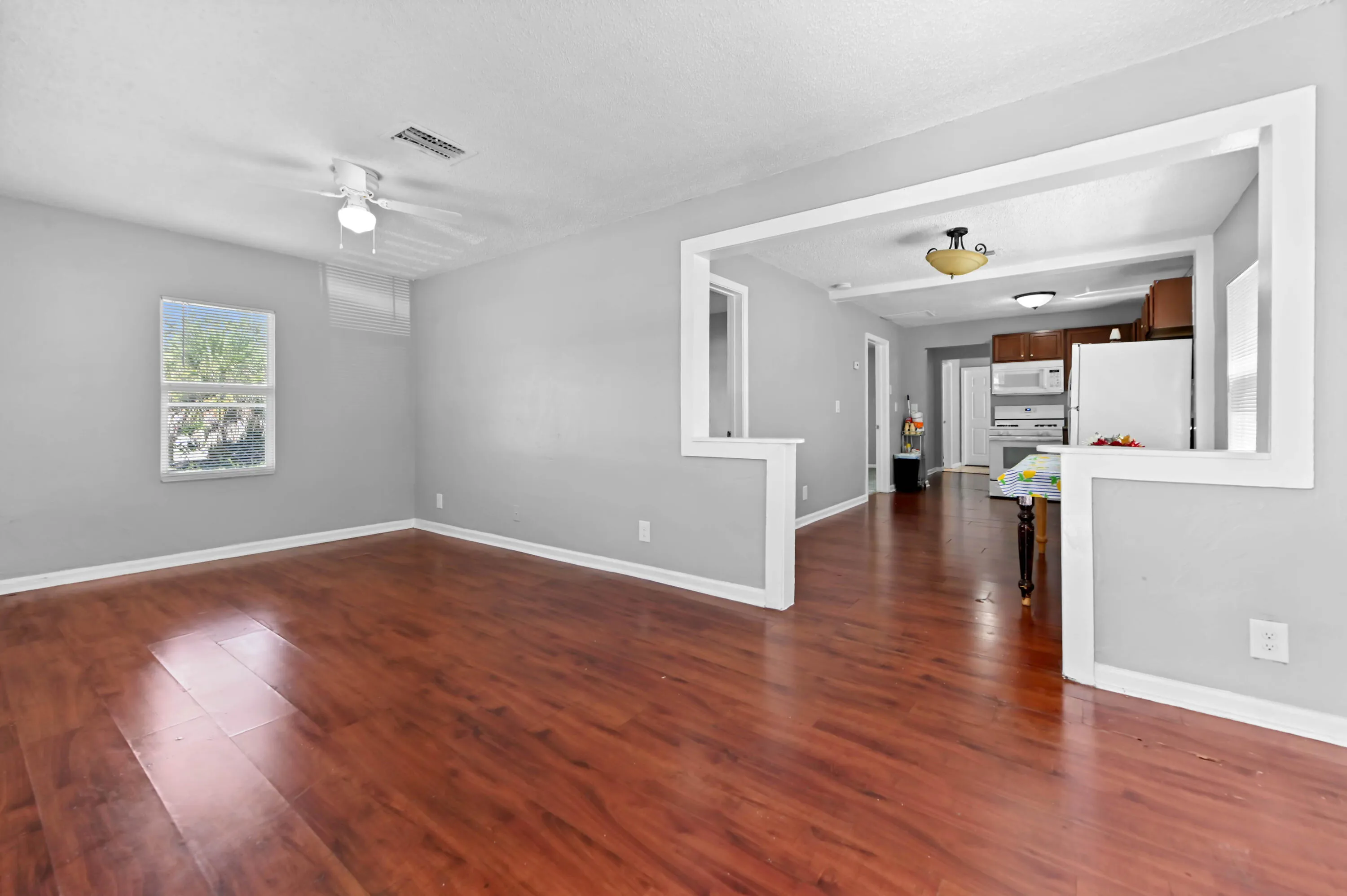 04 living room 01