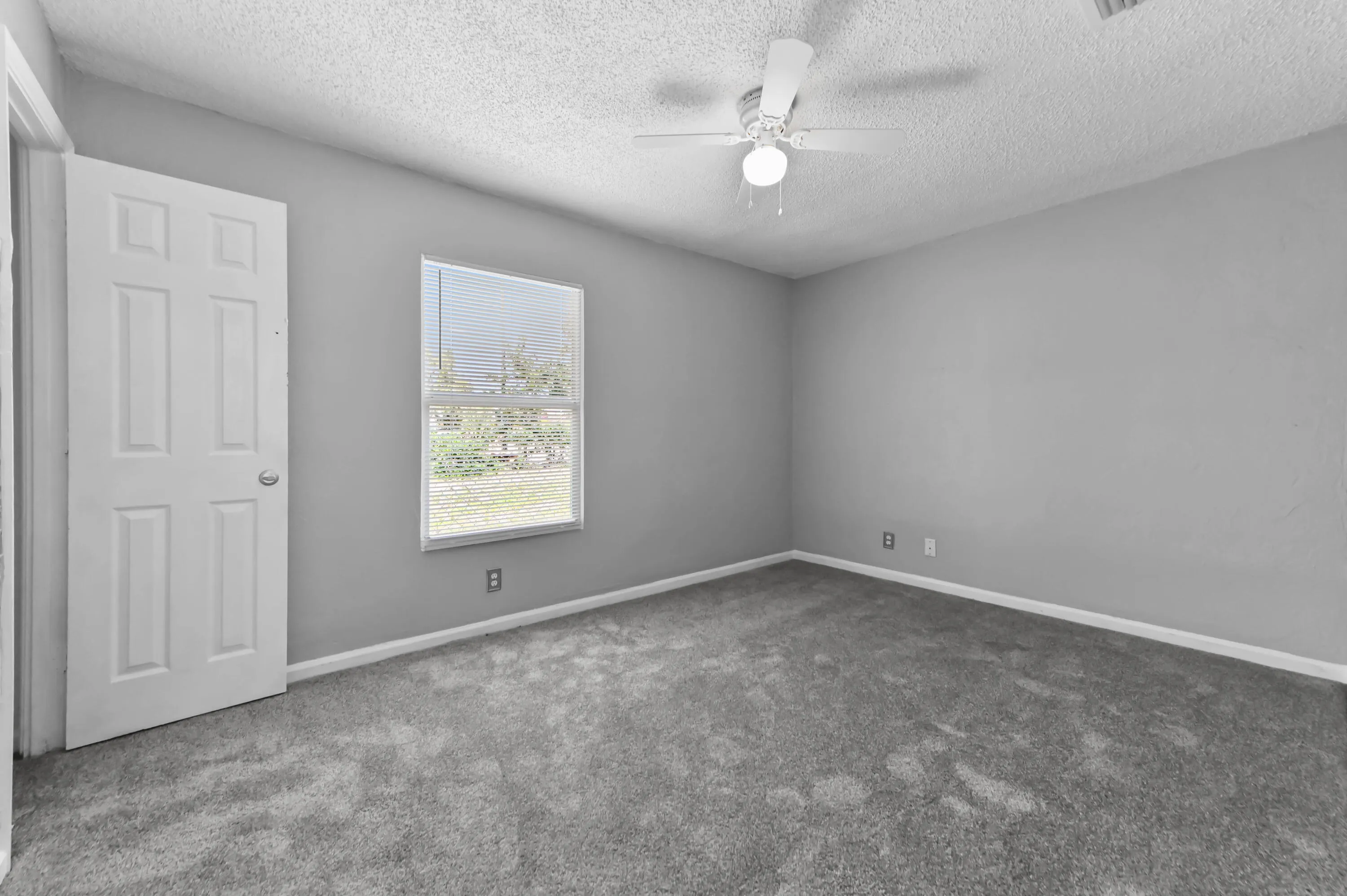 16 bedroom 01