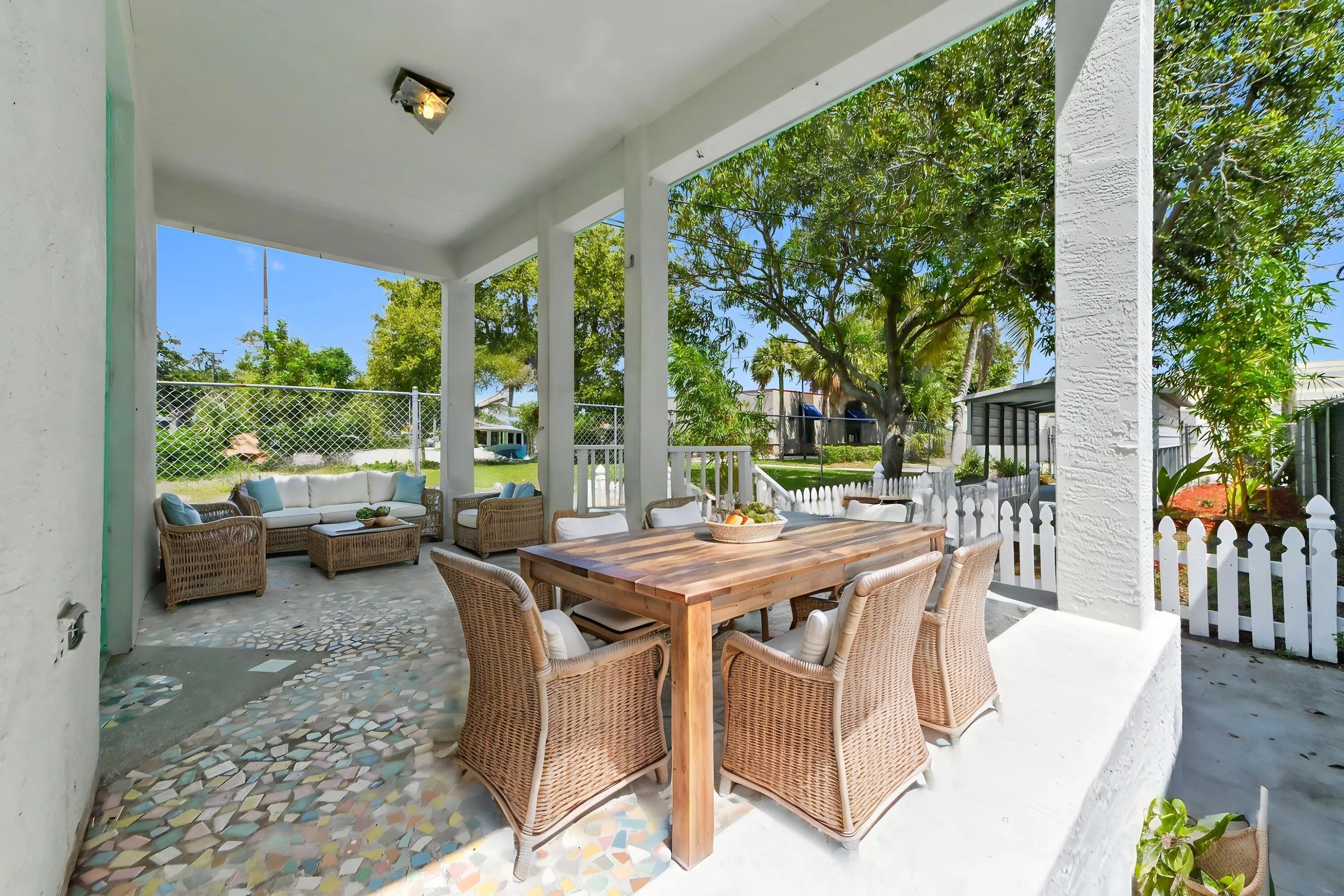 21-patio-02_VS