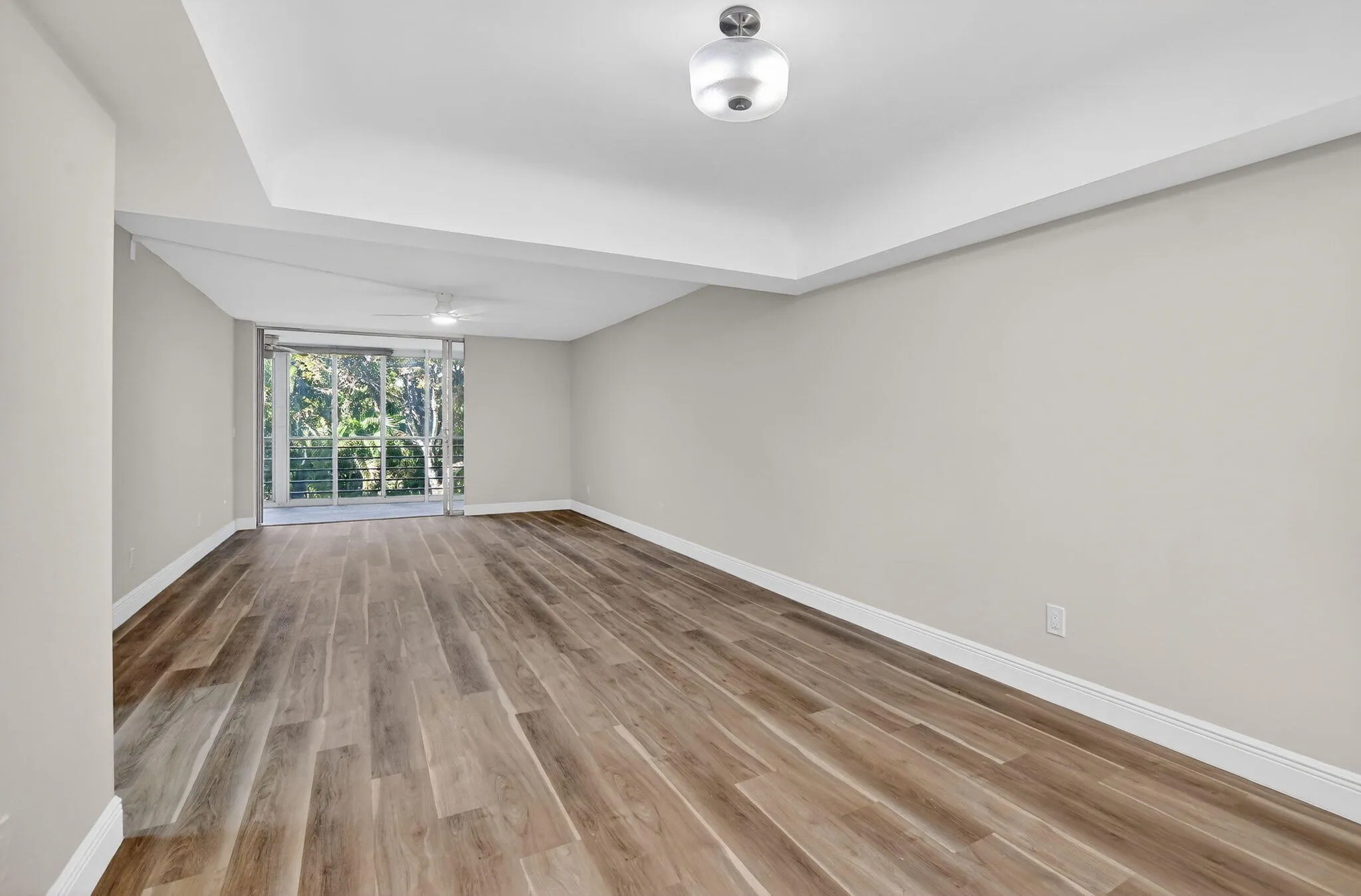 Dining/Living room Out to Porch